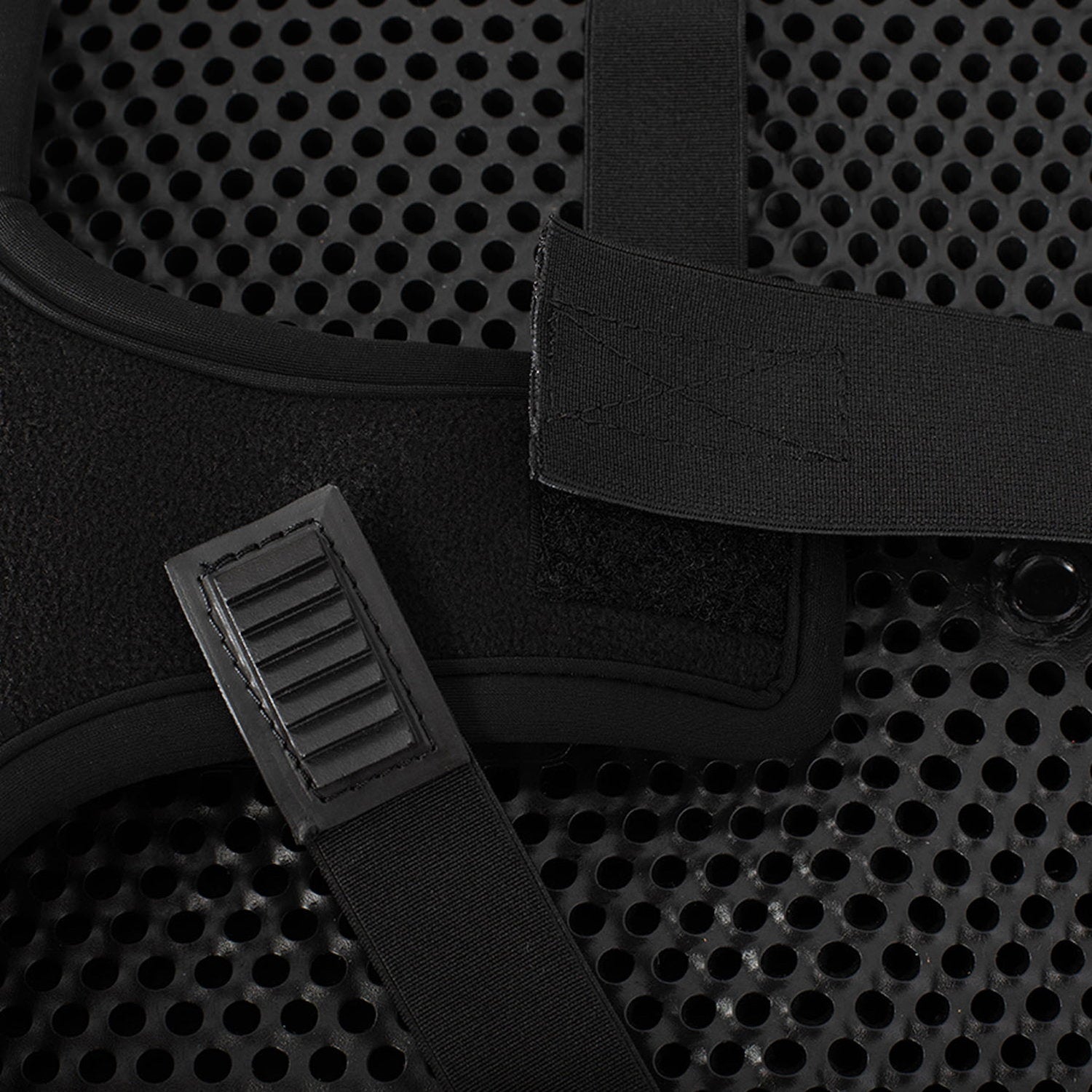 AC503-BLACK_3.jpg