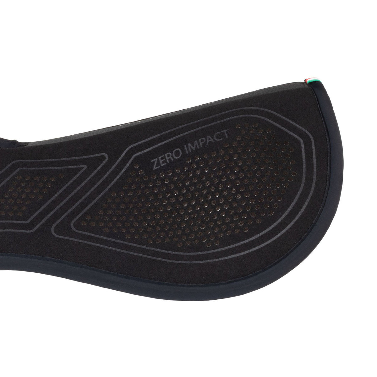 AC902-TOTALBLACK_4.jpg