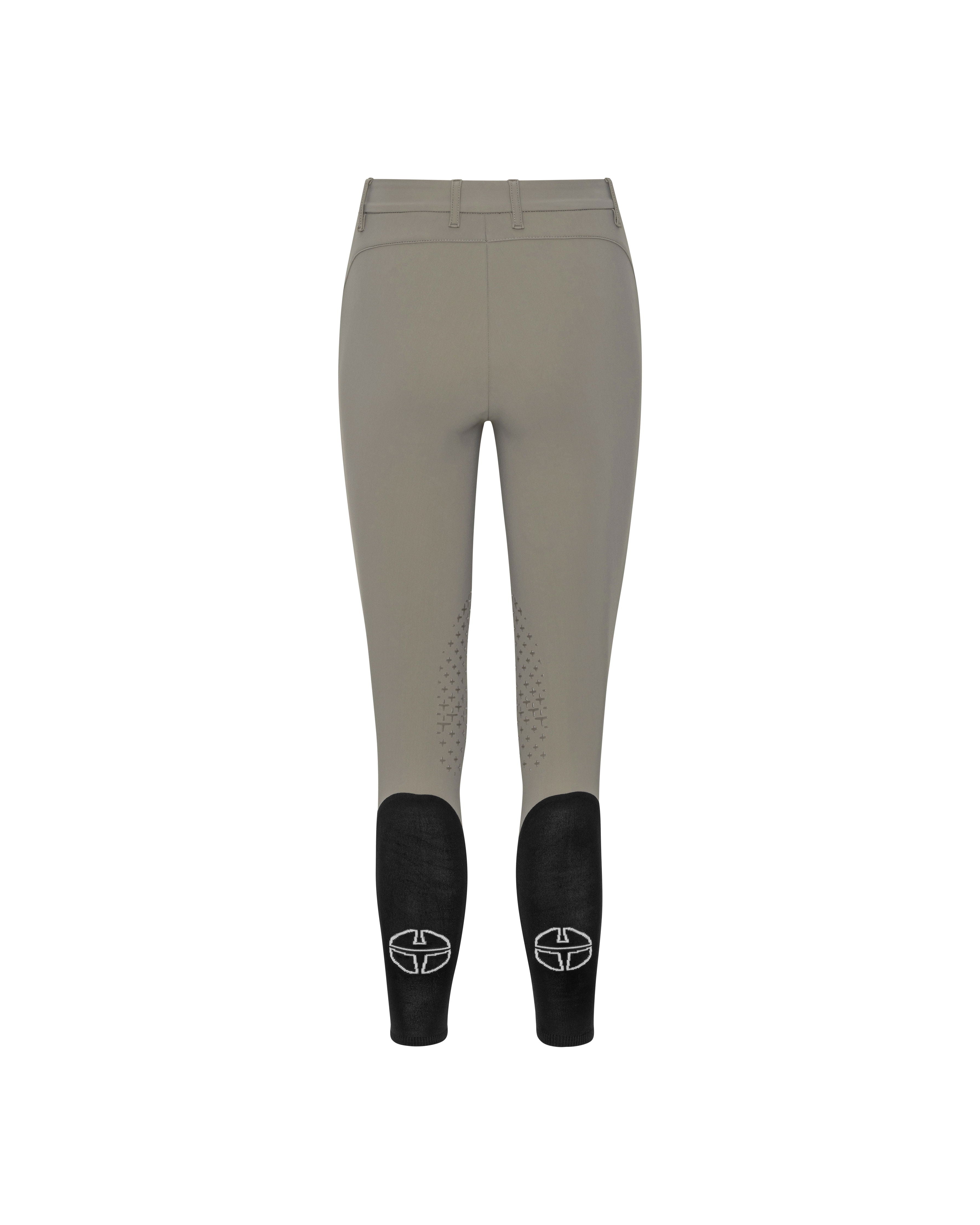 BRW19_KG_JE-ERGREY_1