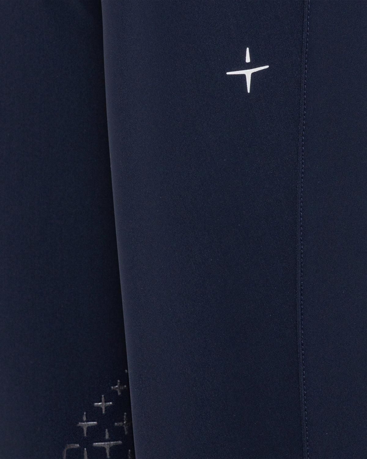BRW19_KG_JE-NAVY_2.jpg