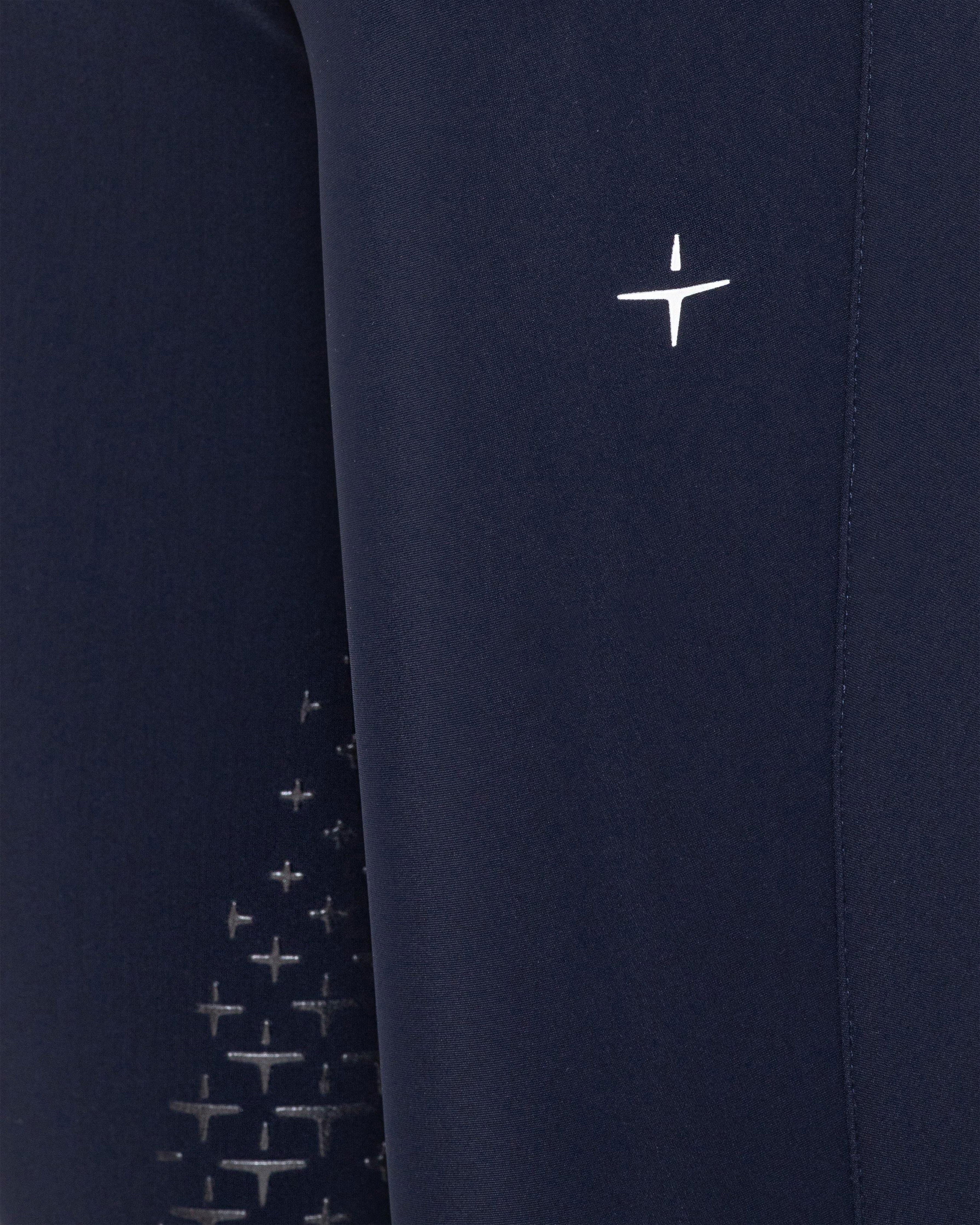 BRW23_FG_JE-NAVY_2.jpg
