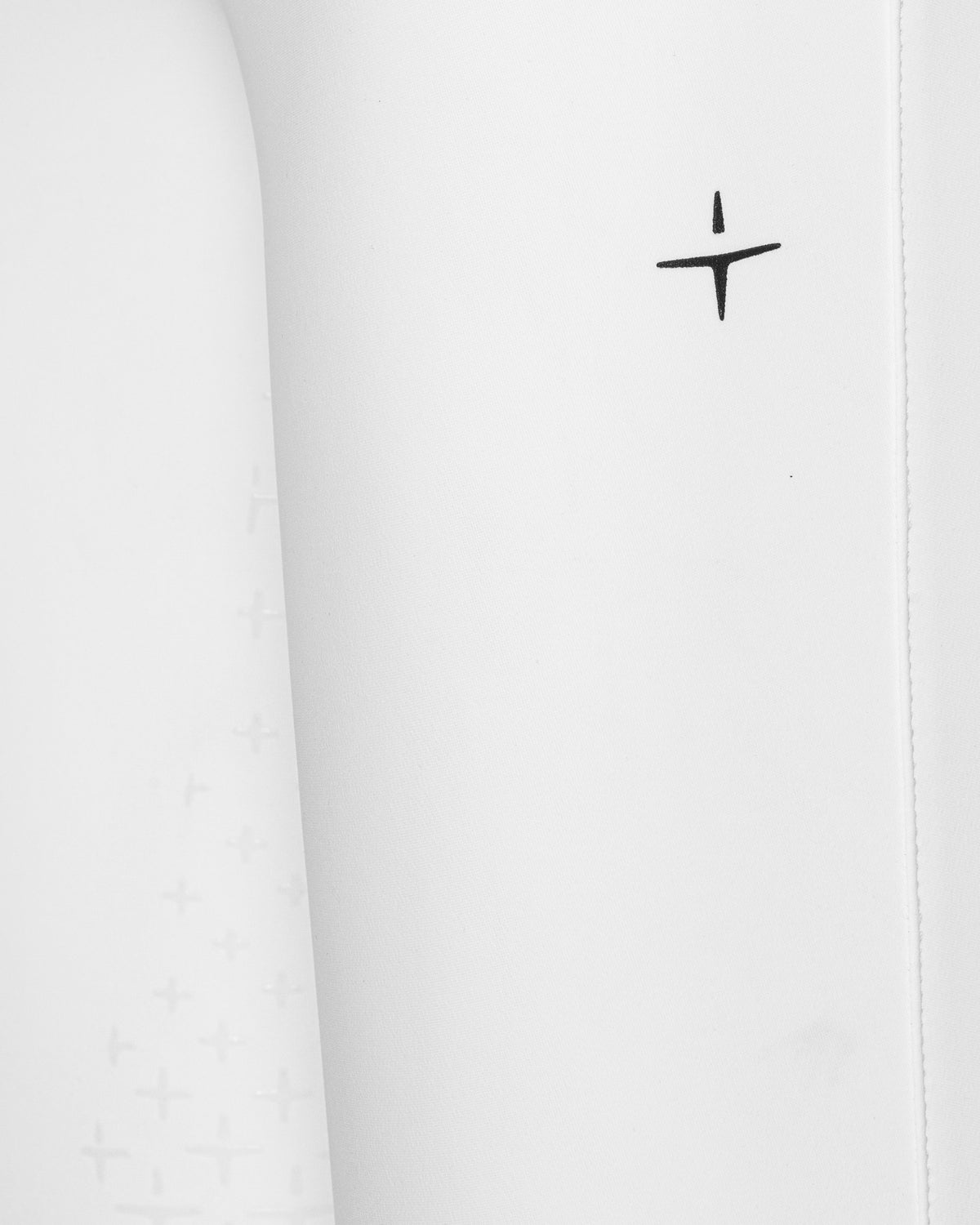 BRW23_FG_JE-WHITE_2.jpg