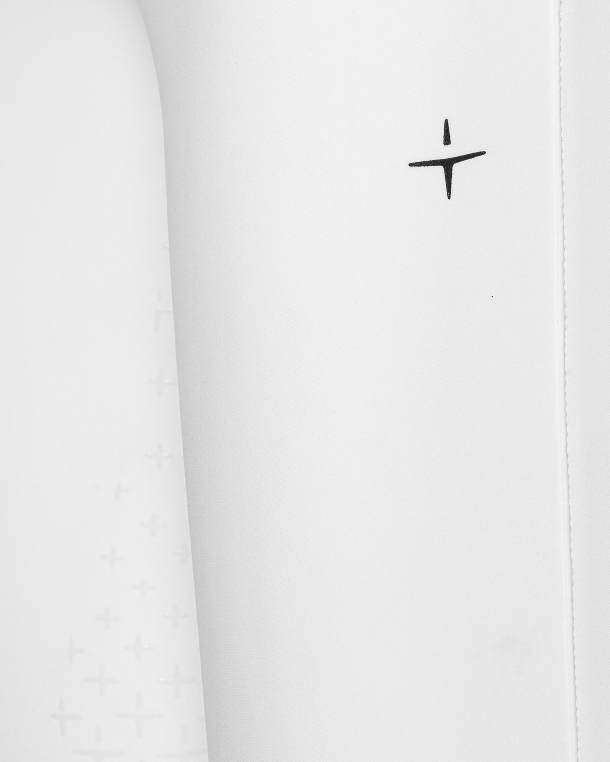 BRW23_FG_JE-WHITE_2.jpg