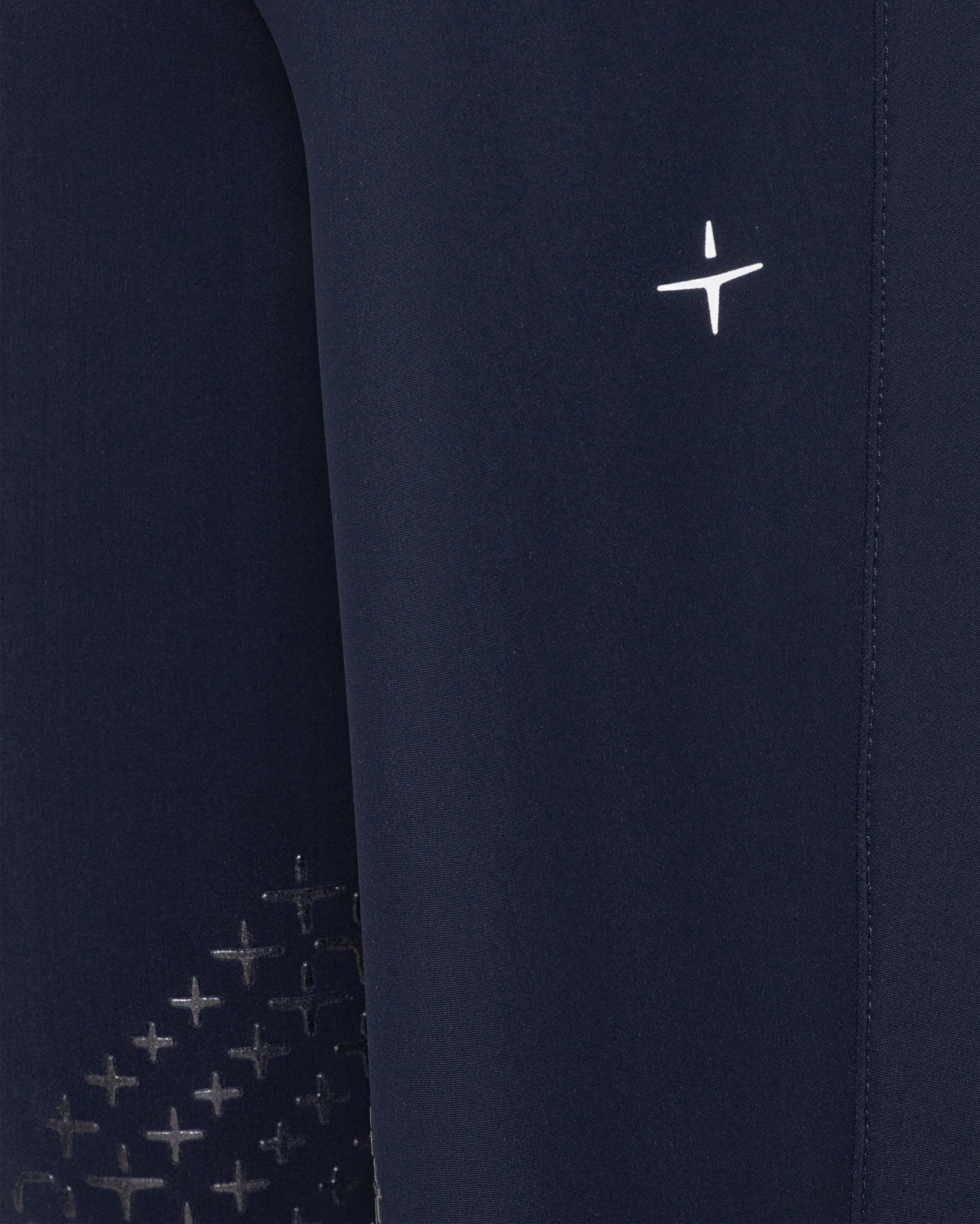 BRW23_KG_JE-NAVY_2.jpg