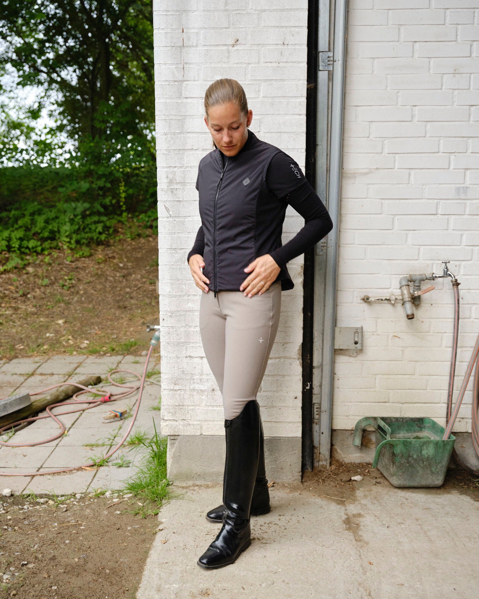 BRW25_FG_JE-ERGREY_5