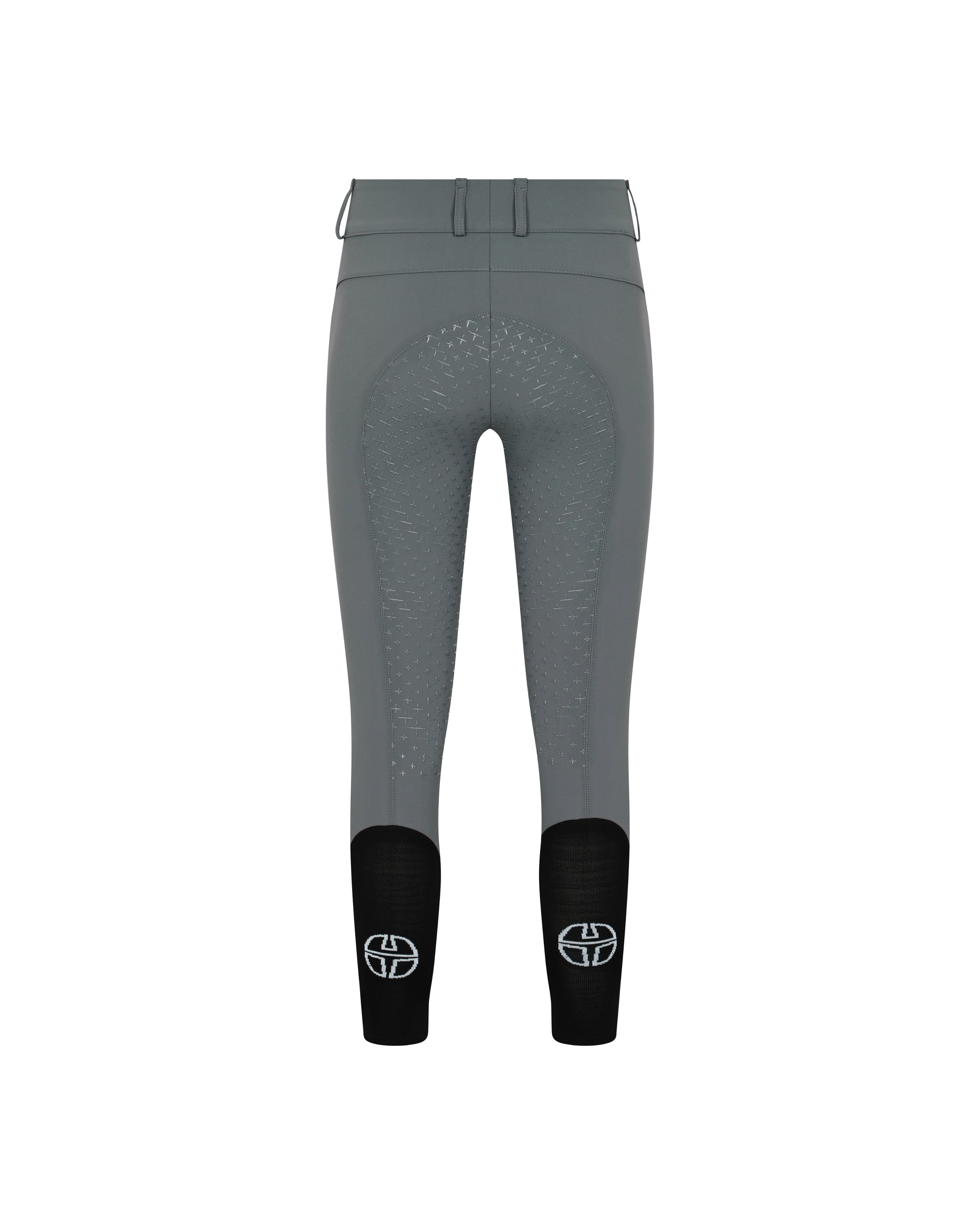 BRW25_FG_JE-STONEGREY_1.jpg