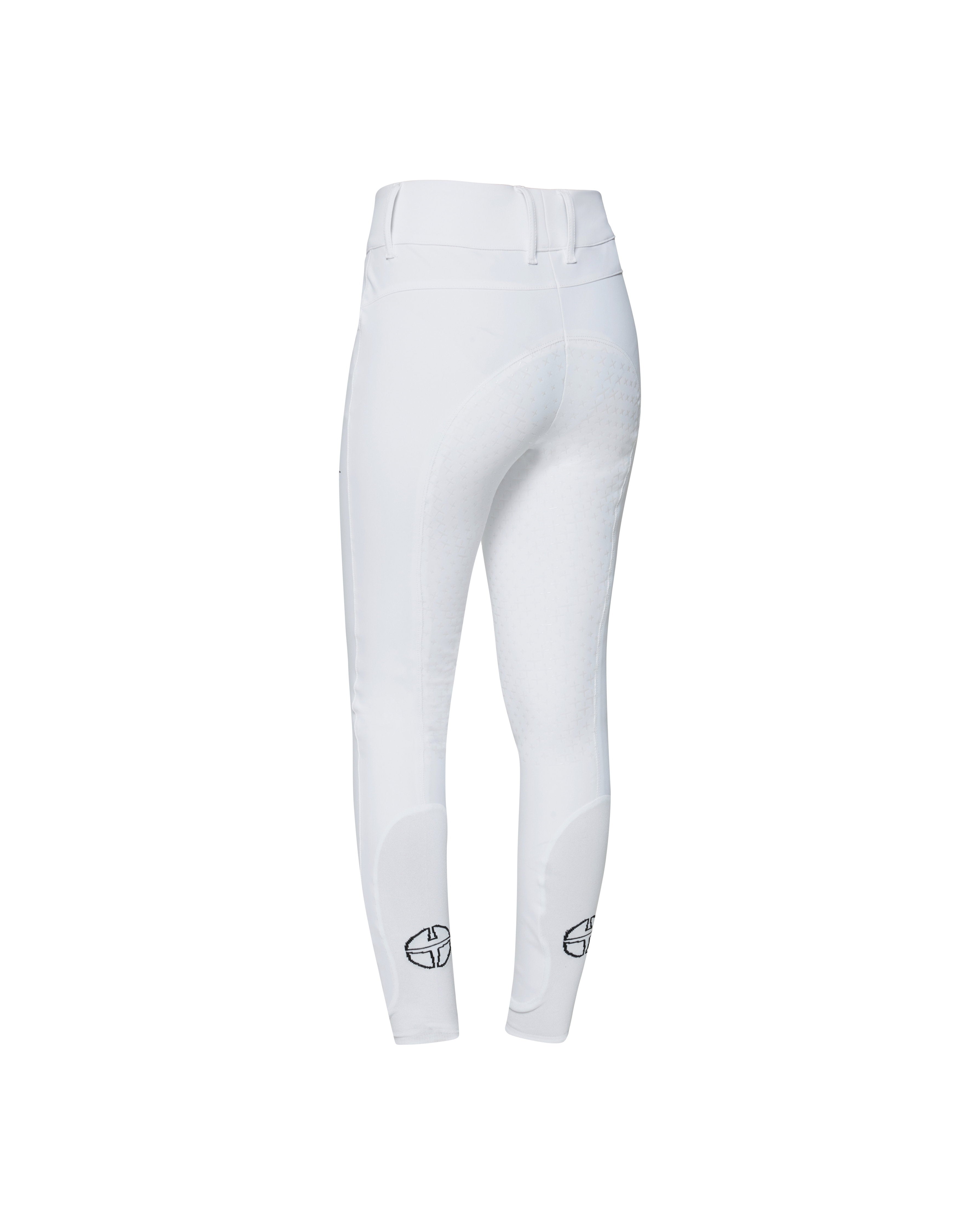 BRW25_FG_JE-WHITE_1.jpg