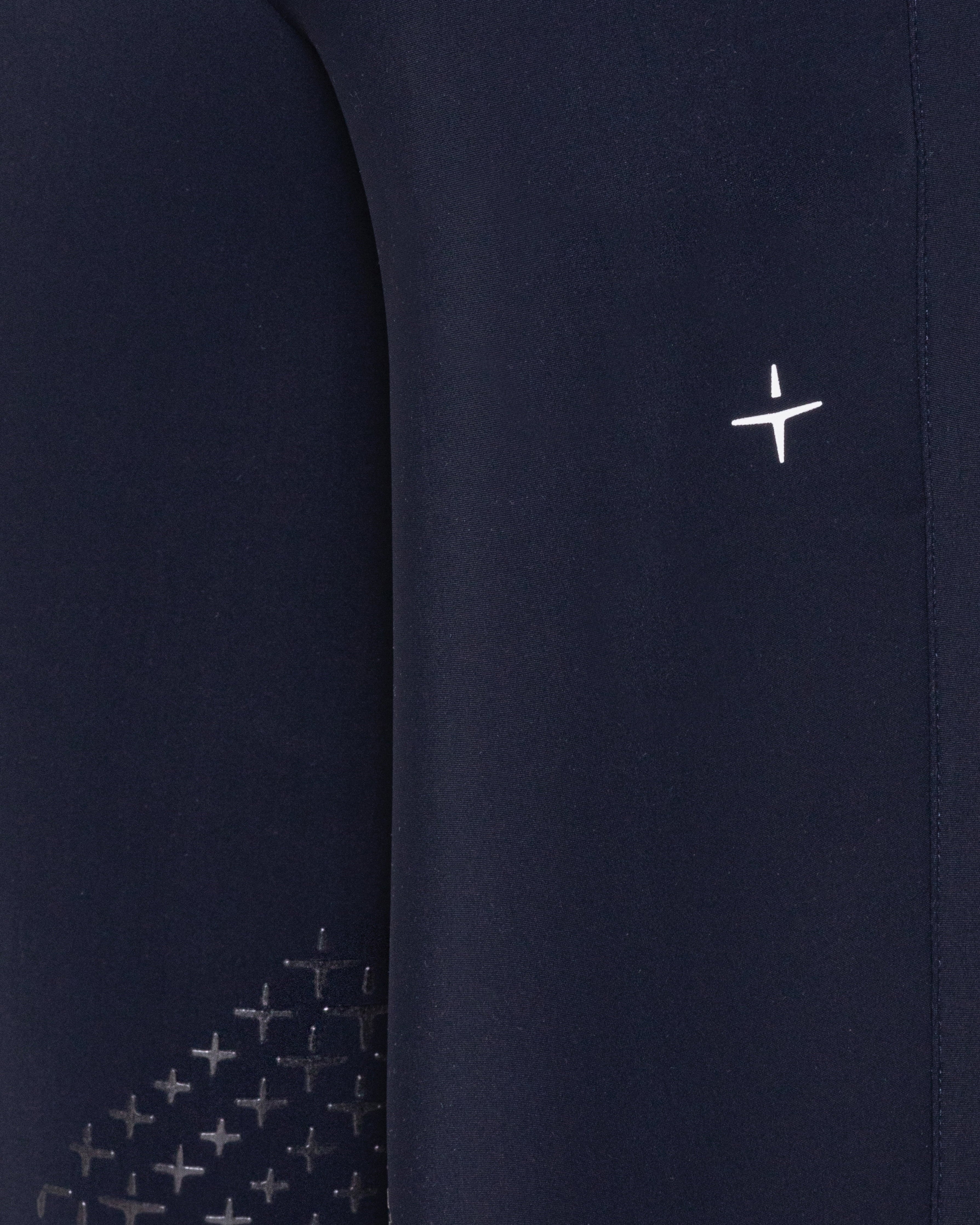 BRW25_KG_JE-NAVY_2.jpg