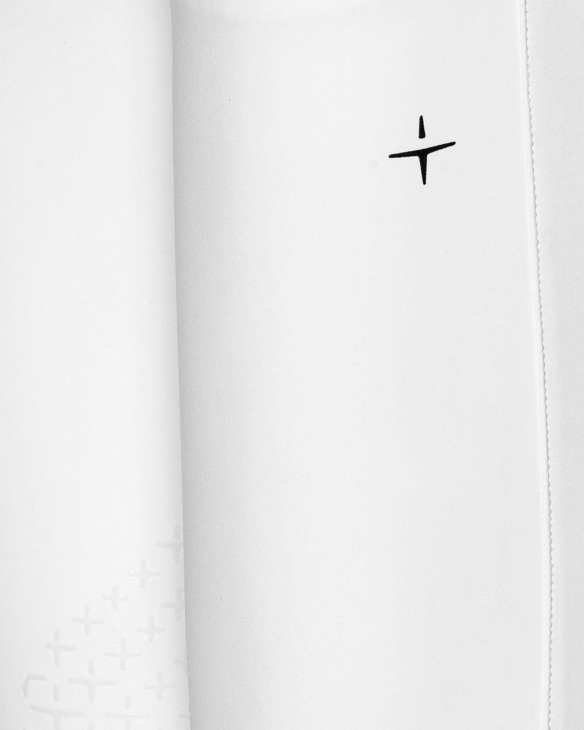 BRW25_KG_JE-WHITE_2.jpg