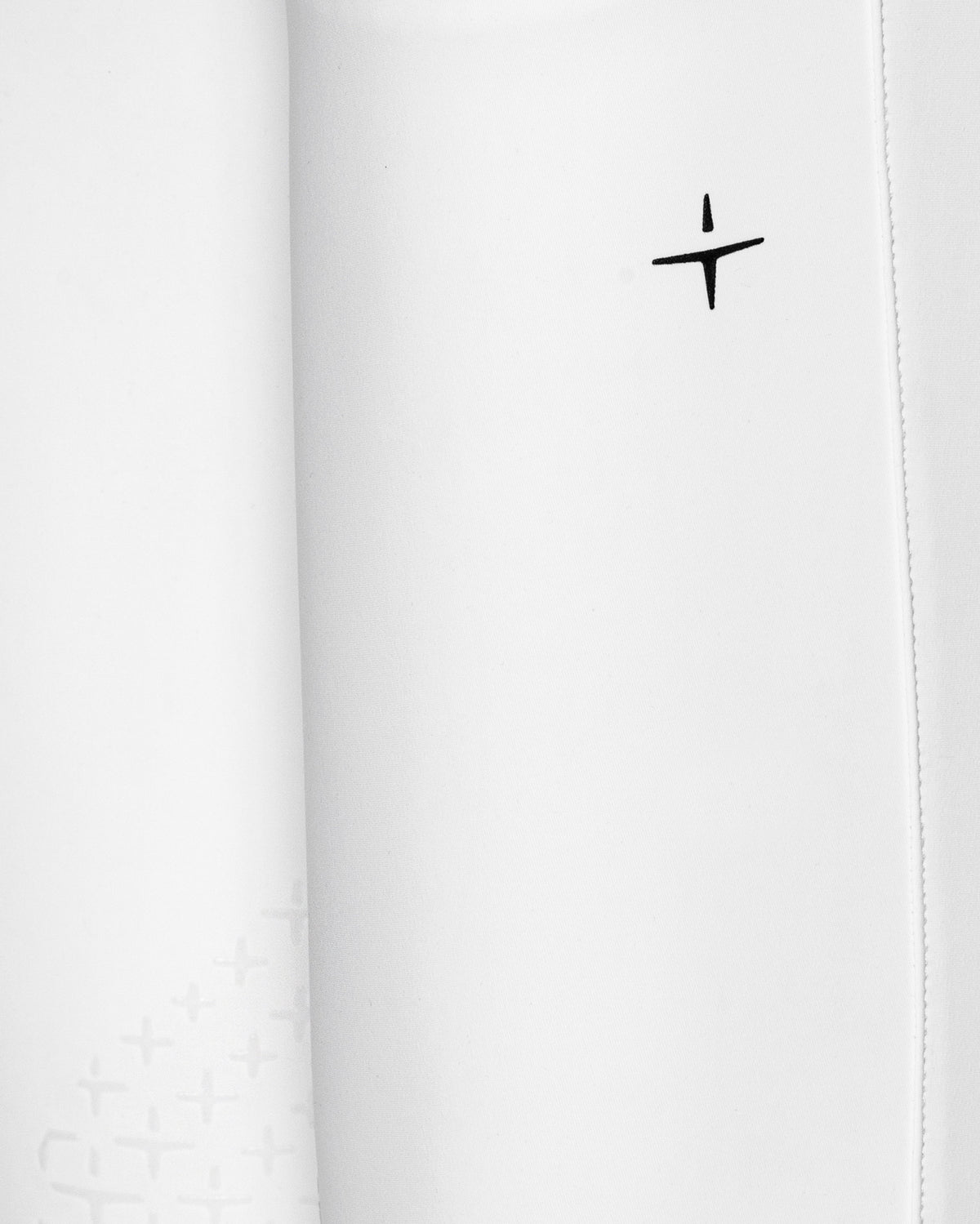 BRW25_KG_JE-WHITE_2.jpg