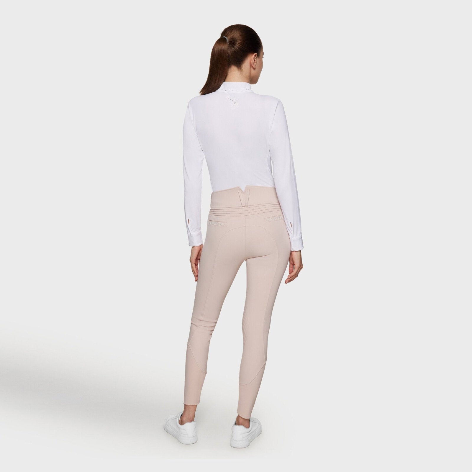CLARA_NV-SS25_FG-PW_PK_1.jpg