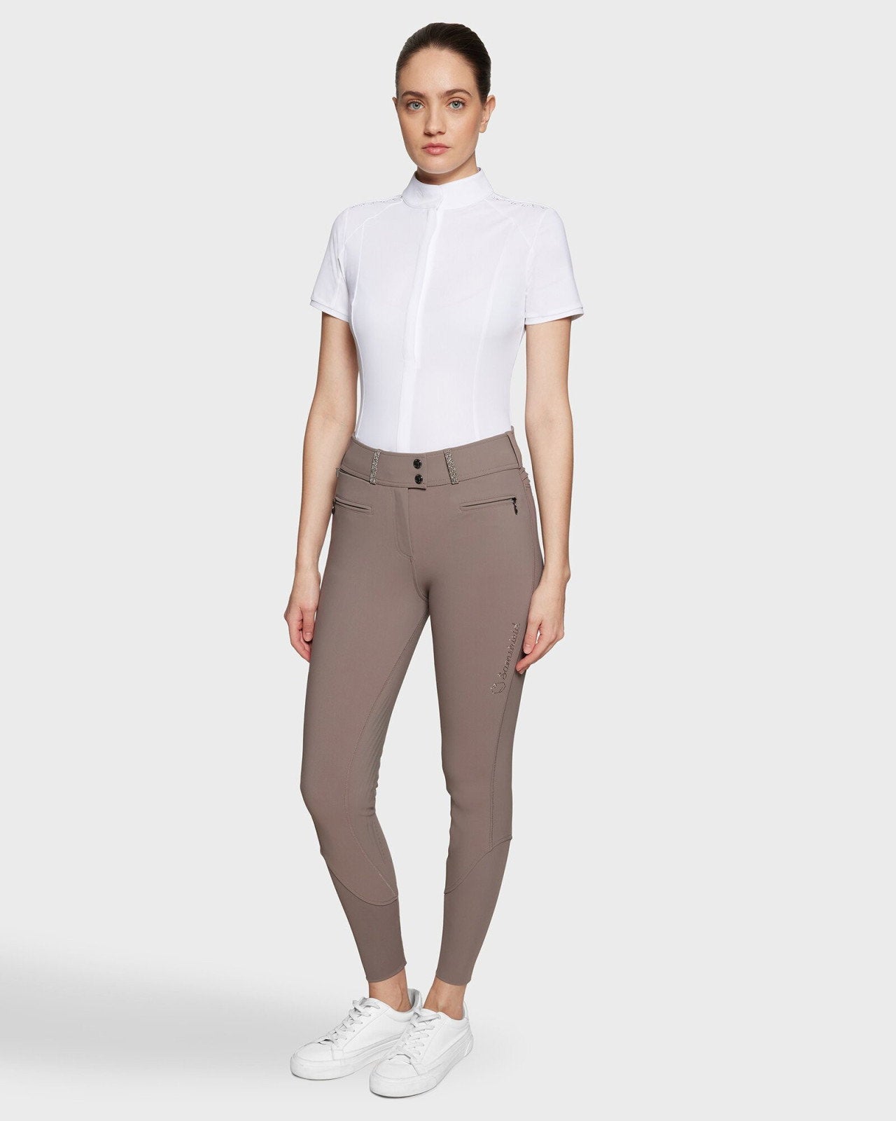 CLARA_NV-SS25_FG-V_RCK.jpg