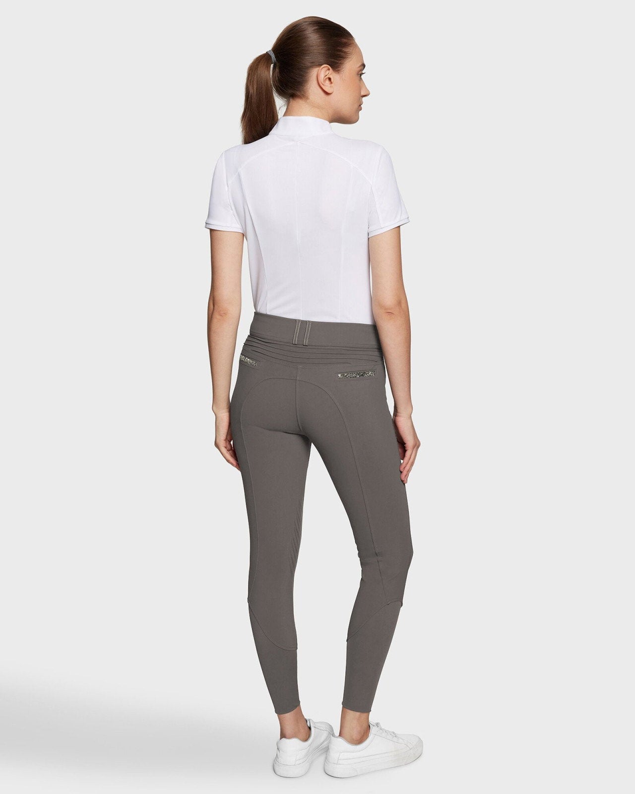 CLARA_PREM-SS25_FG-V_RCK_1.jpg