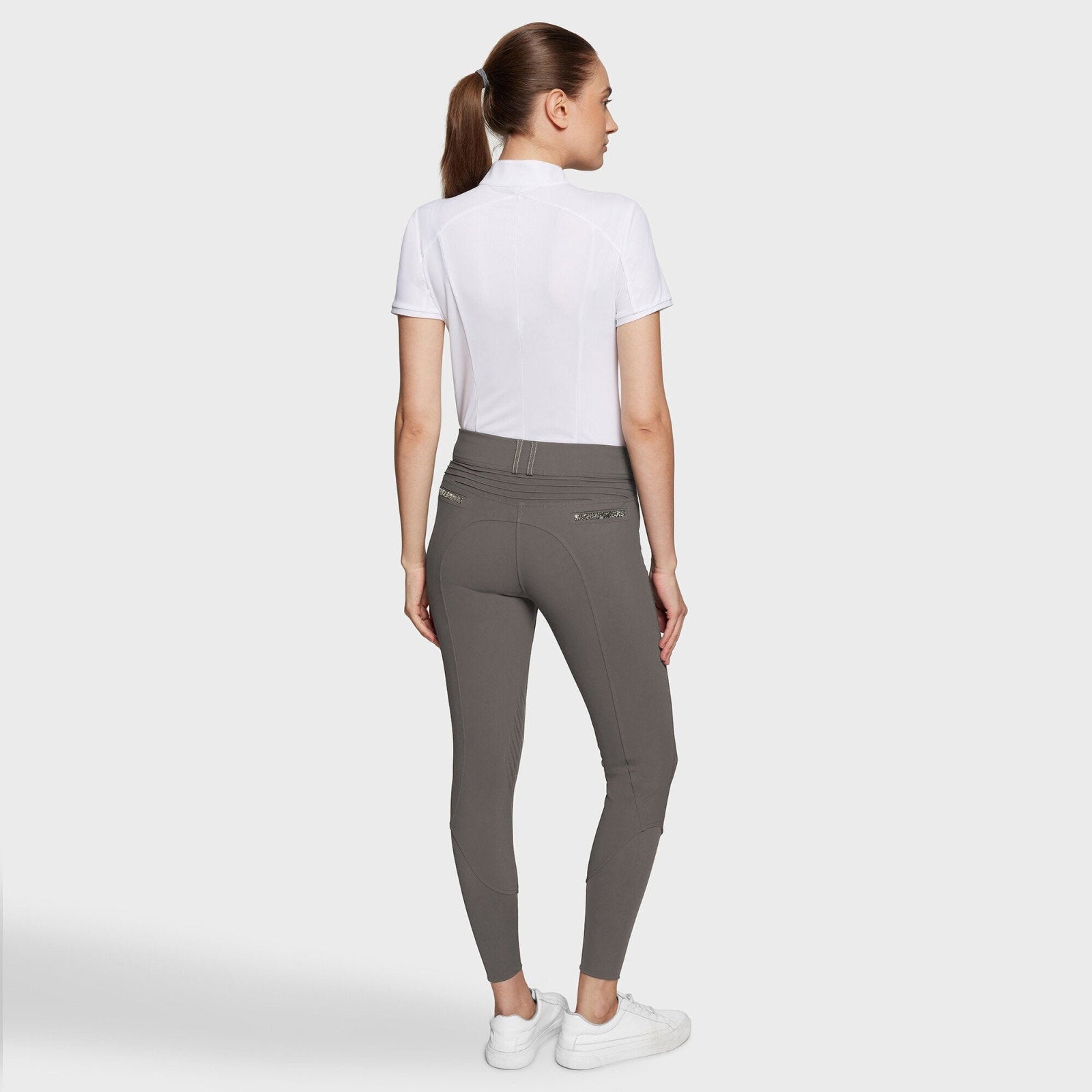 CLARA_PREM-SS25_FG-V_RCK_1.jpg