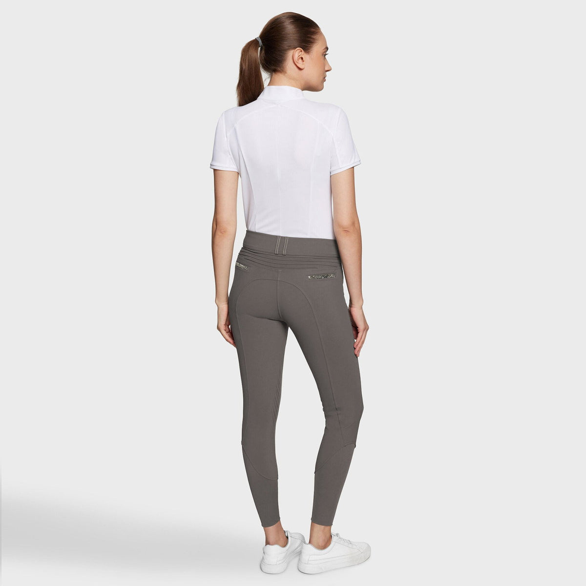 CLARA_PREM-SS25_FG-V_RCK_1.jpg