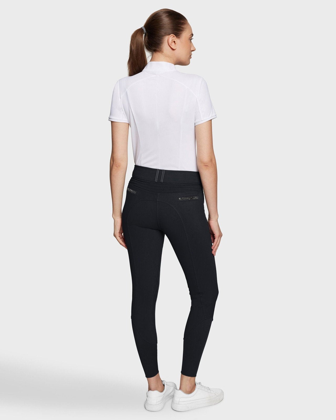 CLARA_PREM-SS25_KN-BLK_1.jpg