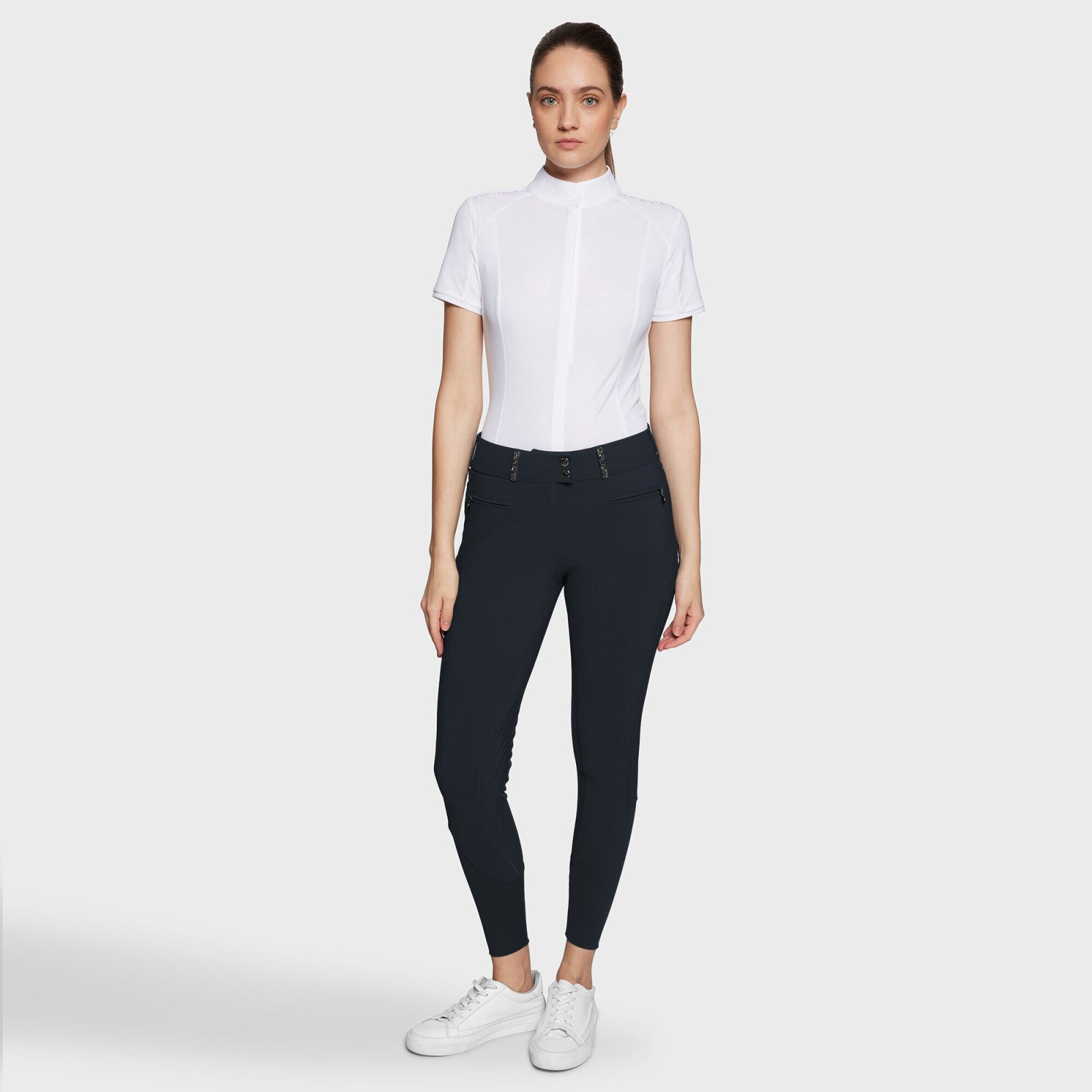 CLARA_PREM-SS25_KN-NVY.jpg