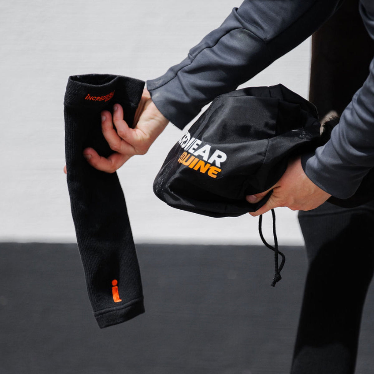 HC01BK-BLACK_5.jpg