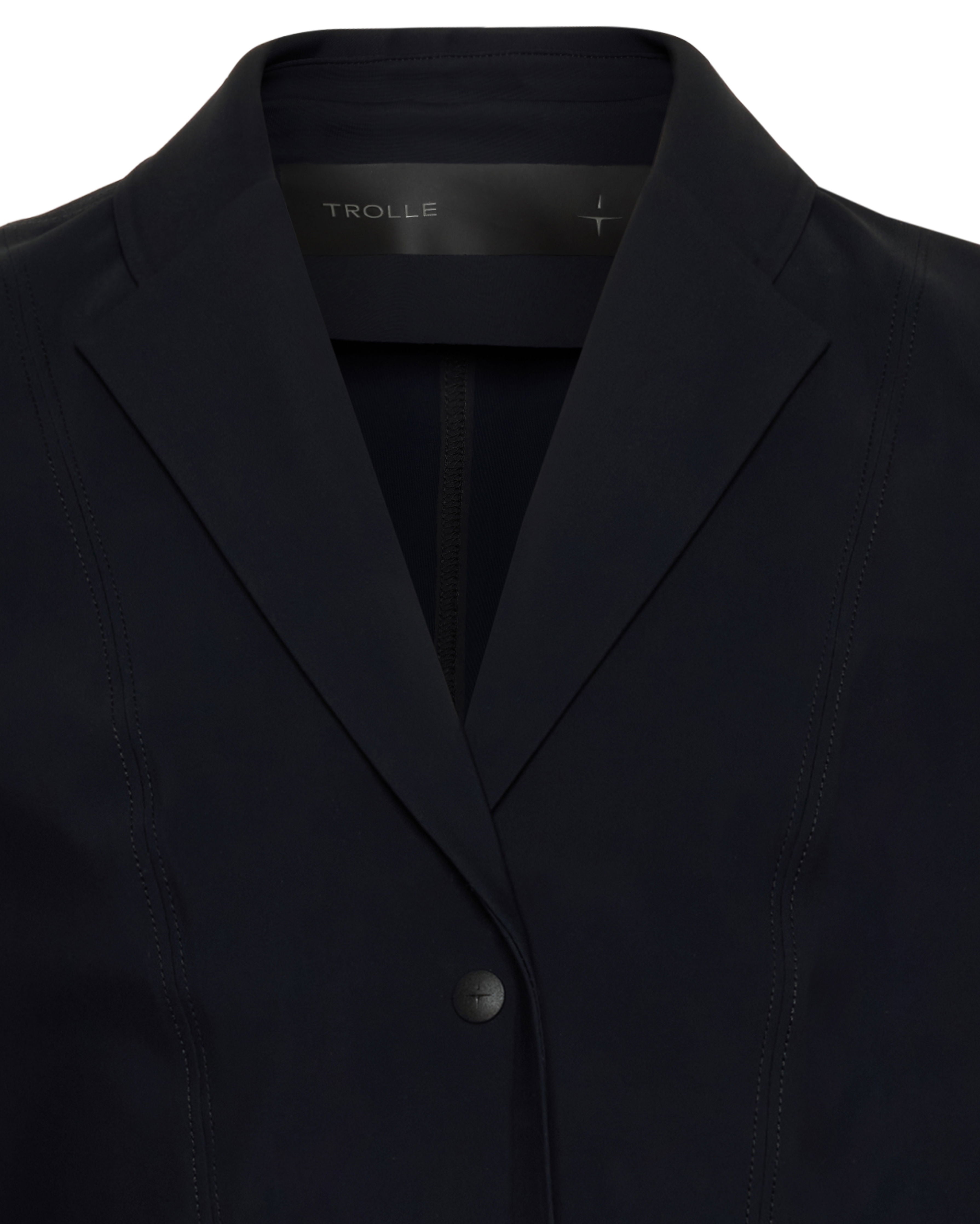 JCG01_JE-BLACK_3.jpg