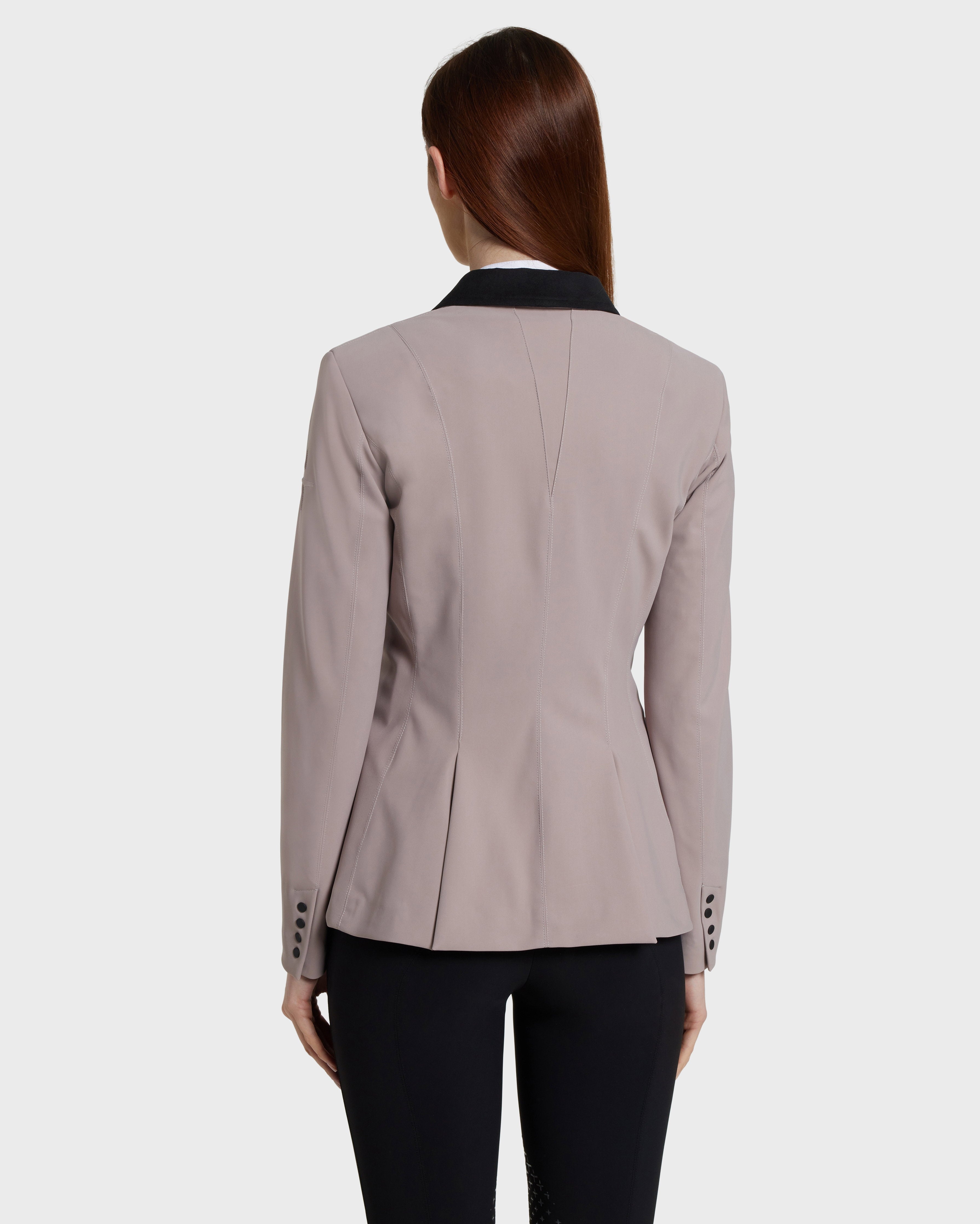 JCW26_JE-FADROSE_7.jpg