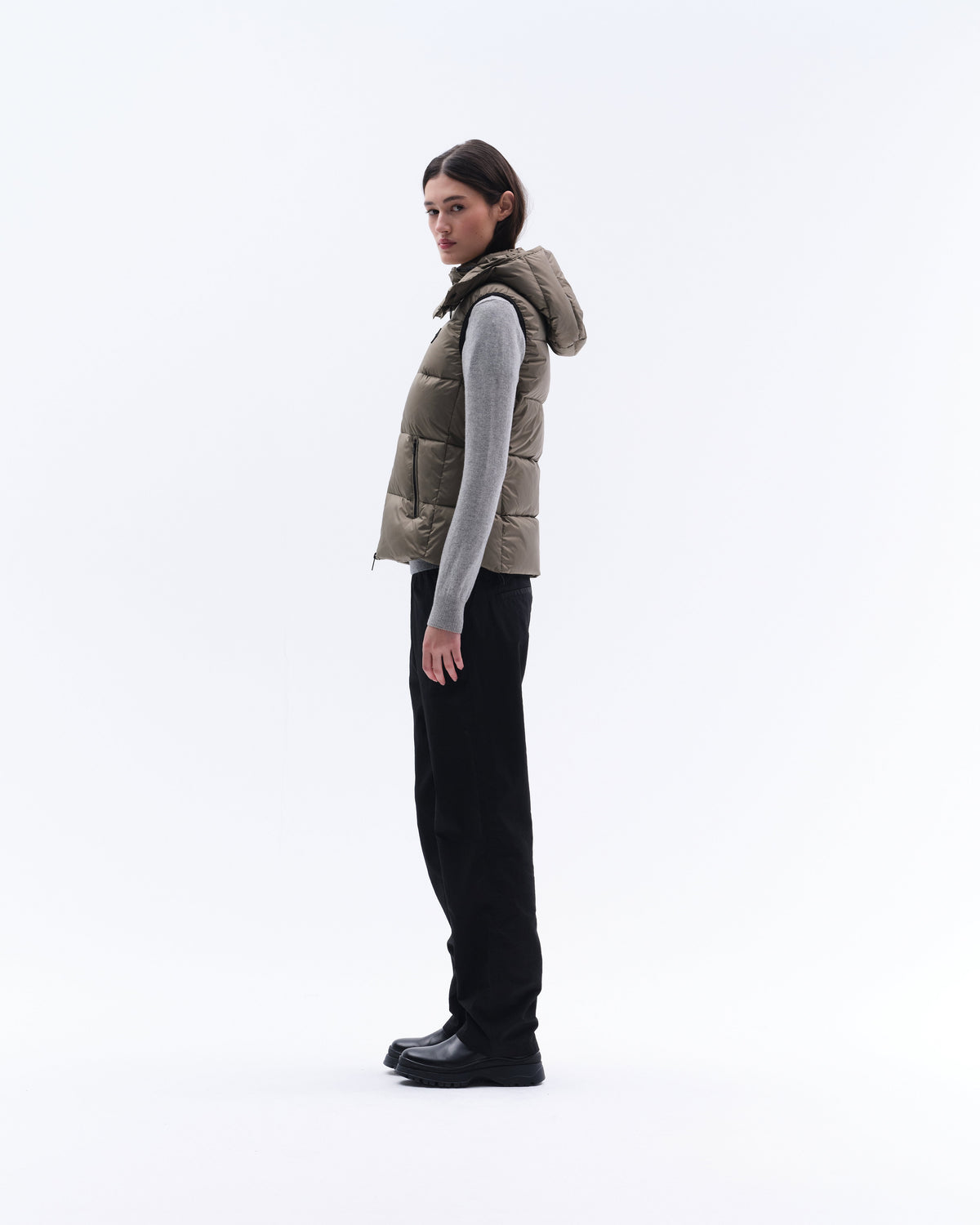 JCW34.2_NY-OLIVE_3.jpg