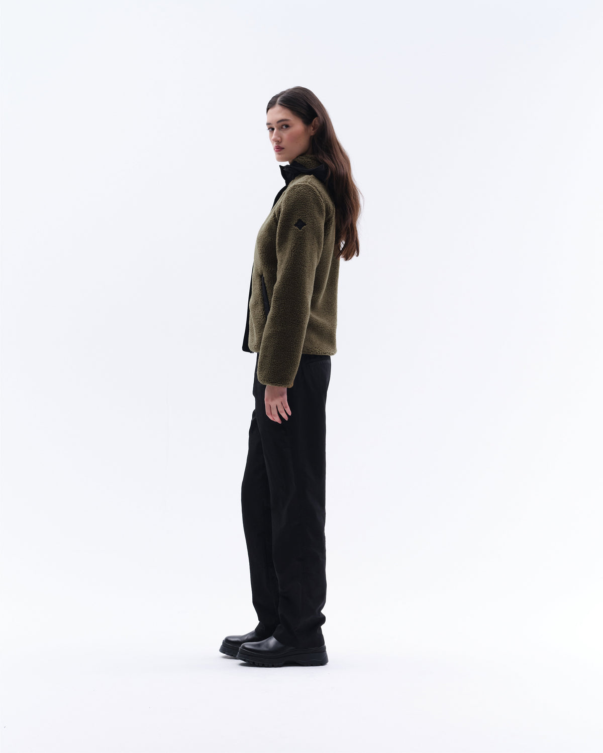 JCW42_WO-OLIVE_5.jpg