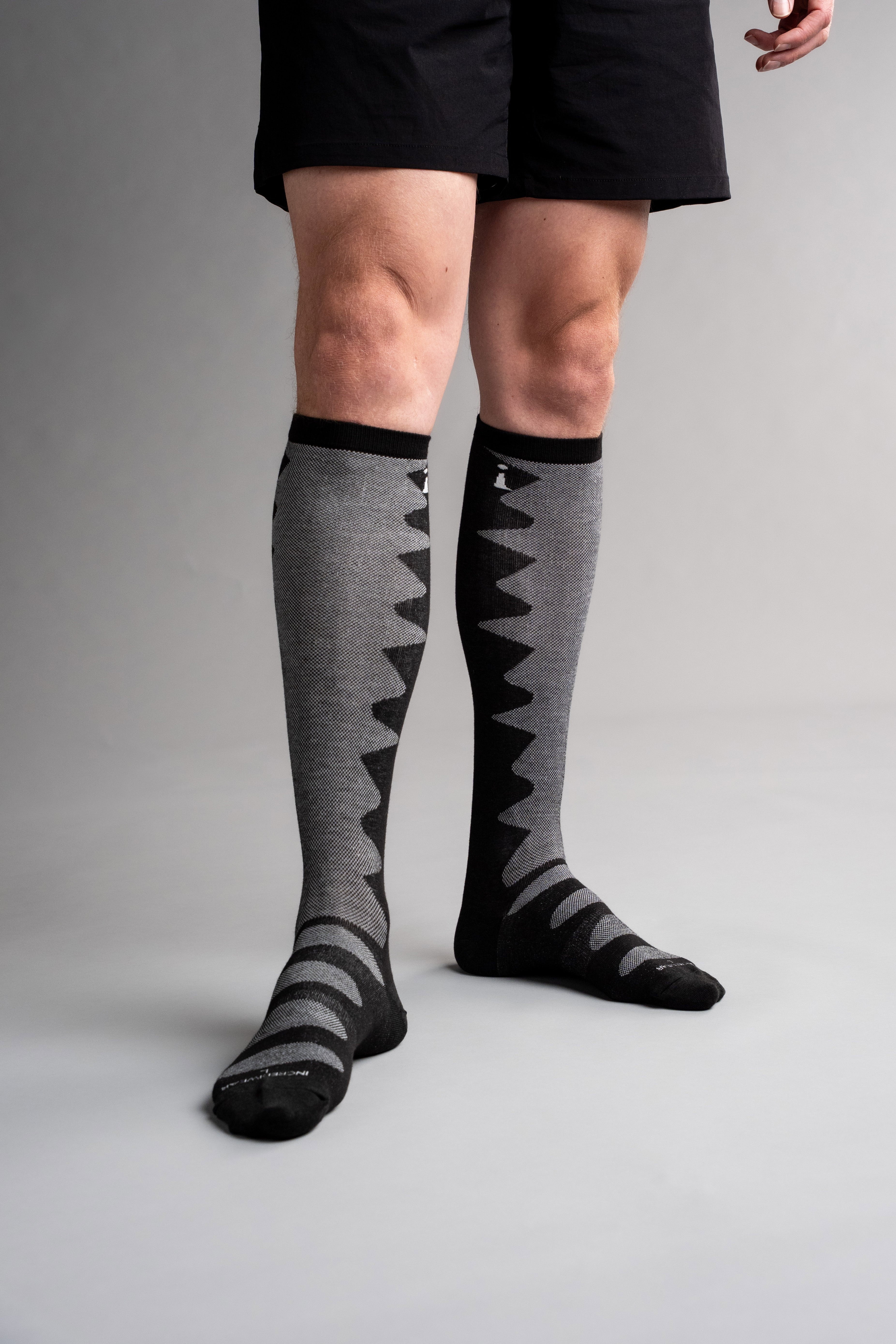 KP201-BLACK_2.jpg