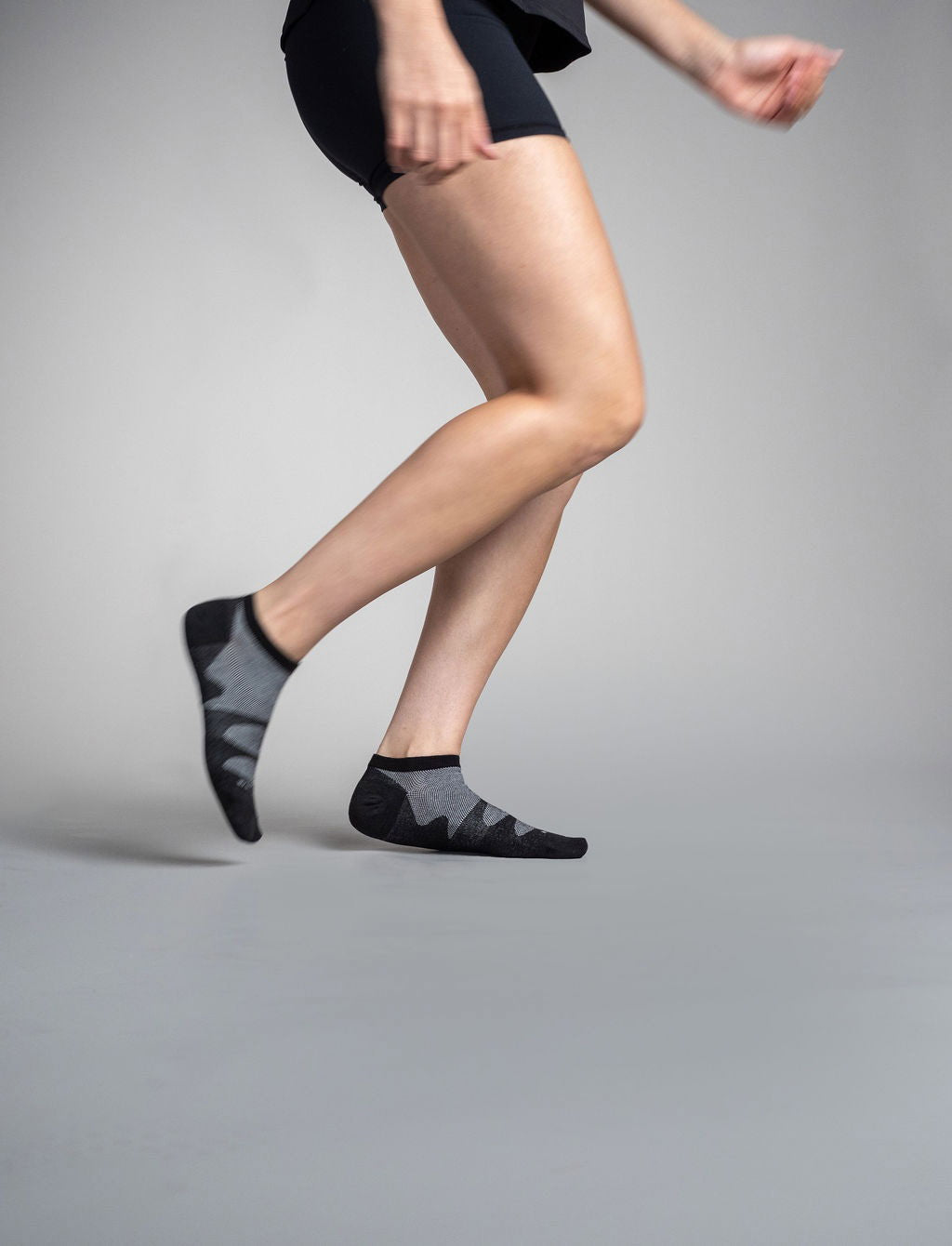 NP201-BLACK_3.jpg
