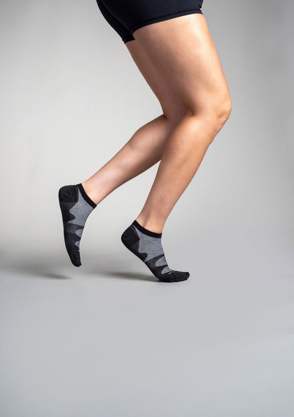 NP201-BLACK_4.jpg