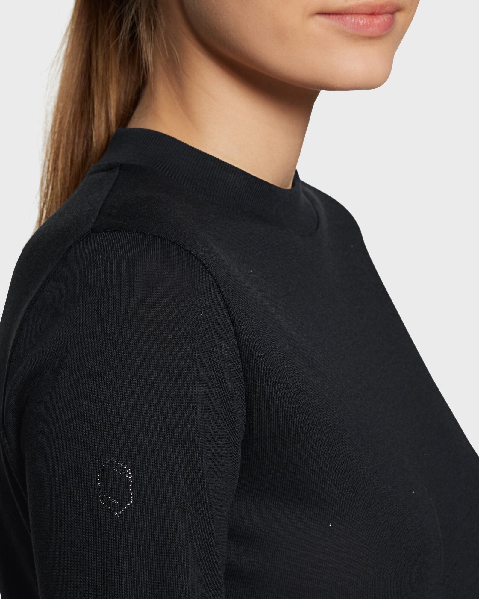 PHOEBE_LS-SS25-BLK_2