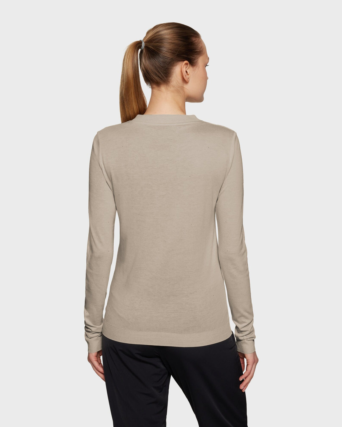 PHOEBE_LS-SS25-SAND_1.jpg