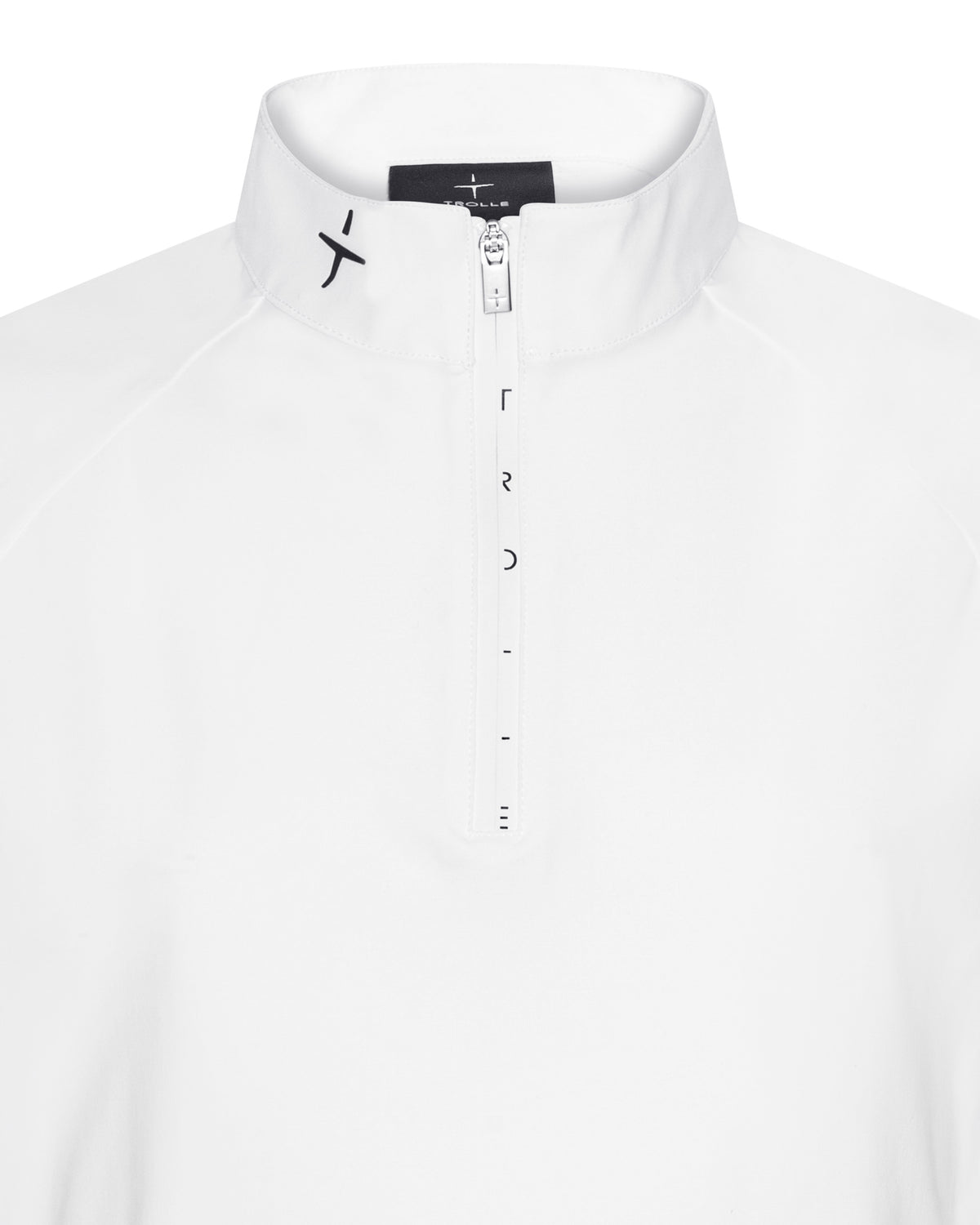 POG03_JE-WHITE_2.jpg