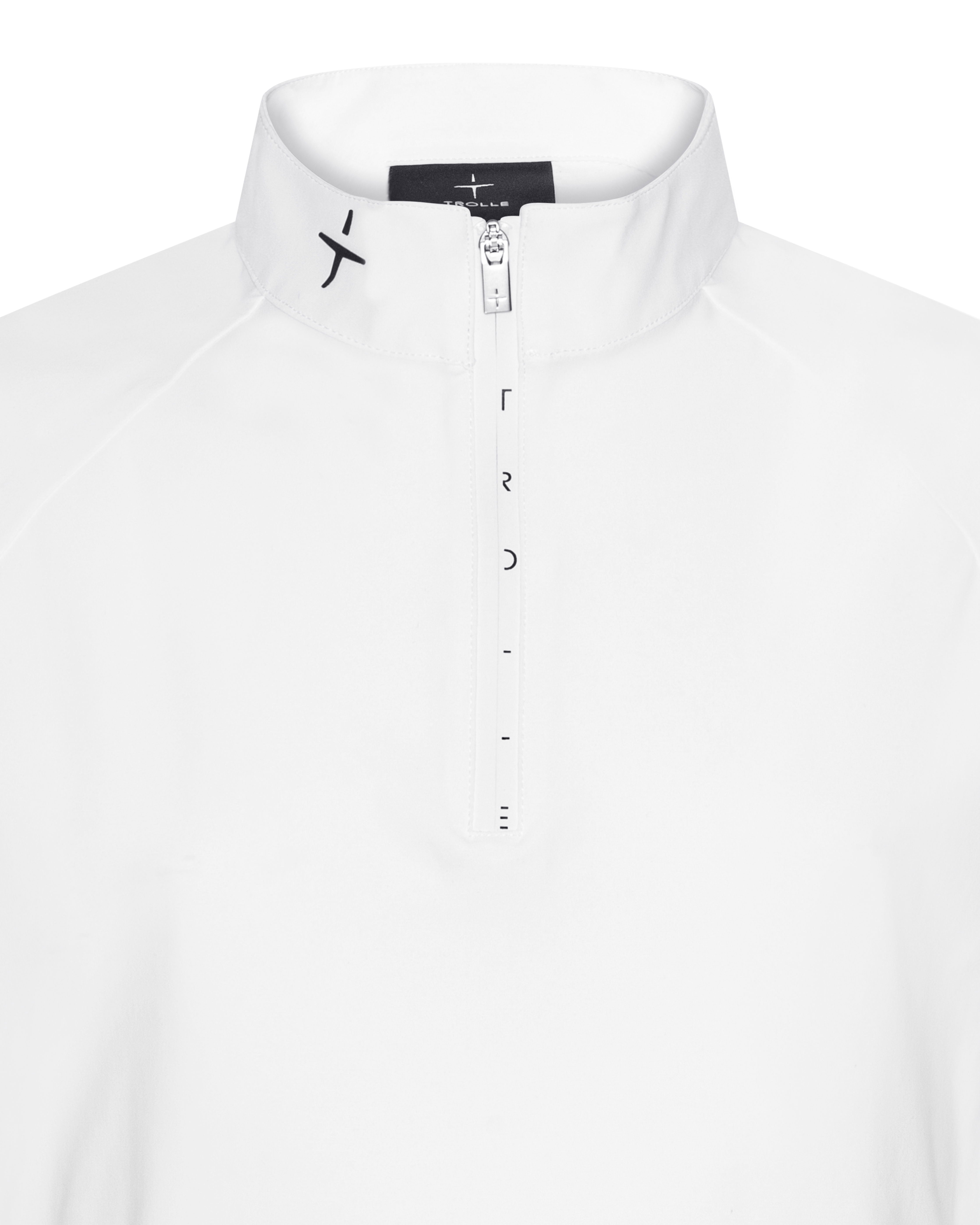 POG03_JE-WHITE_2.jpg