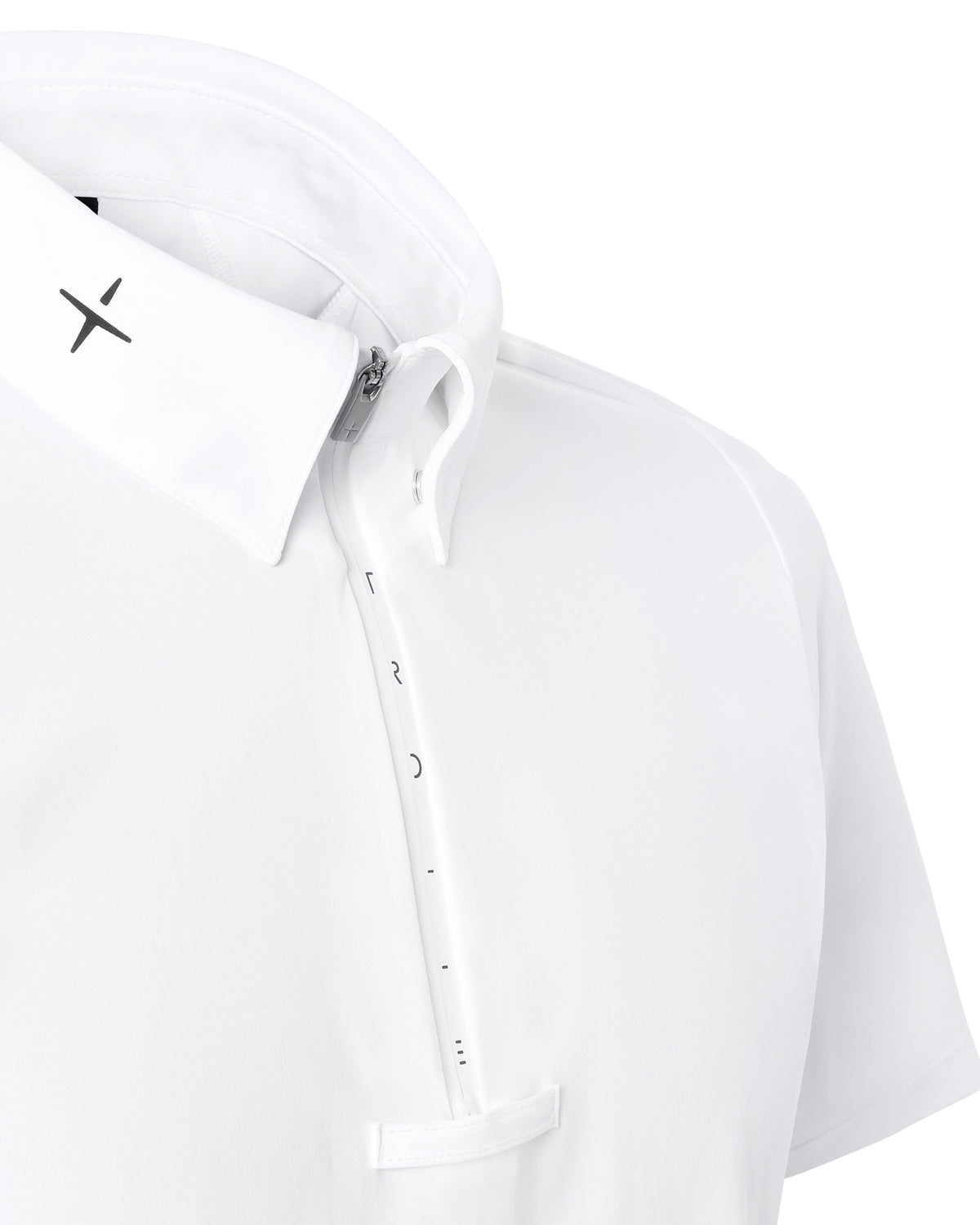 POM19_JE-WHITE_2.jpg