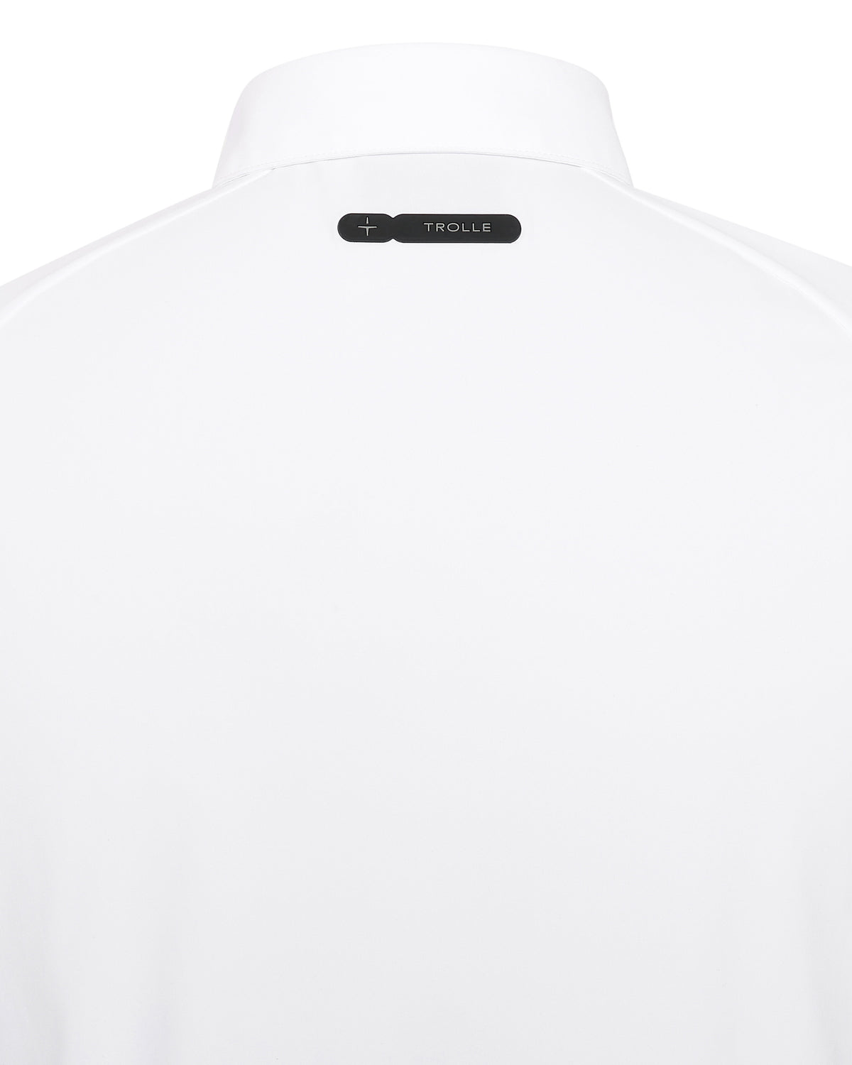 POM19_JE-WHITE_3.jpg