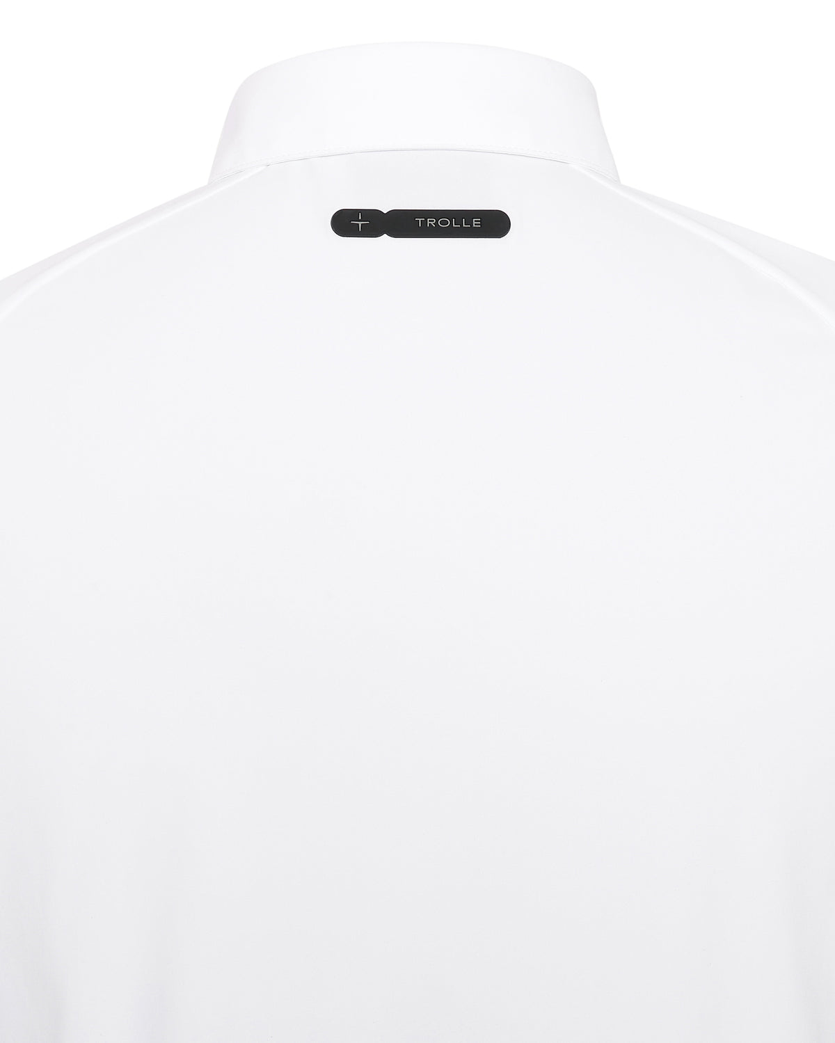 POM19_JE-WHITE_3.jpg
