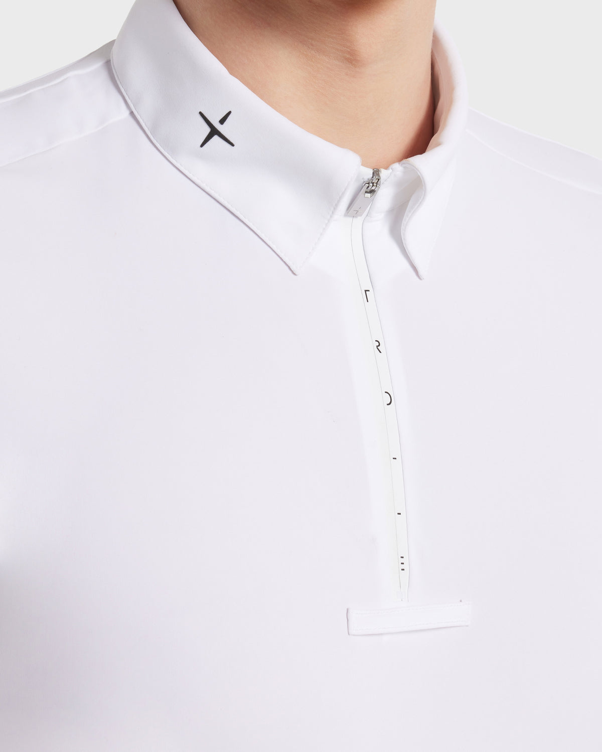 POM19_JE-WHITE_8.jpg