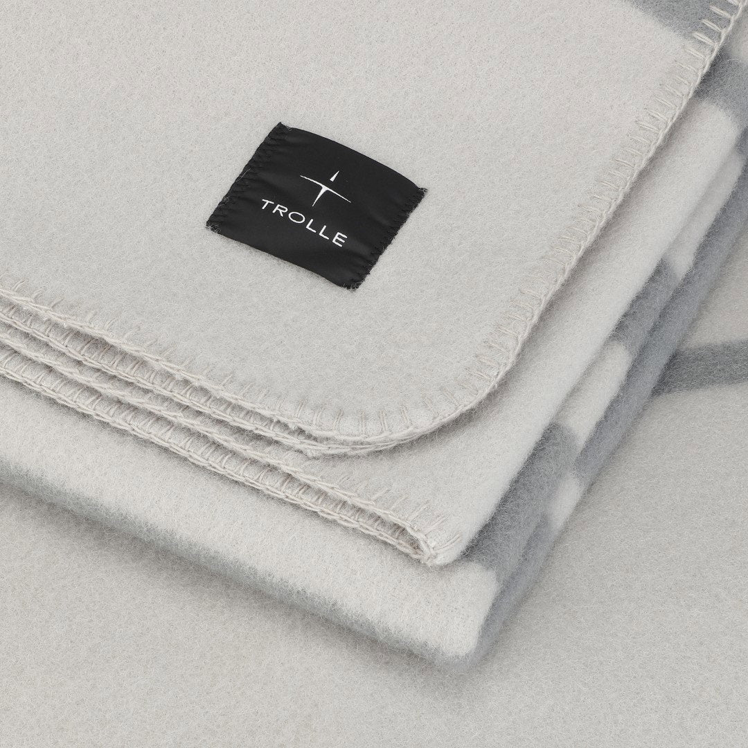 RUH22_WO-GREY_2.jpg