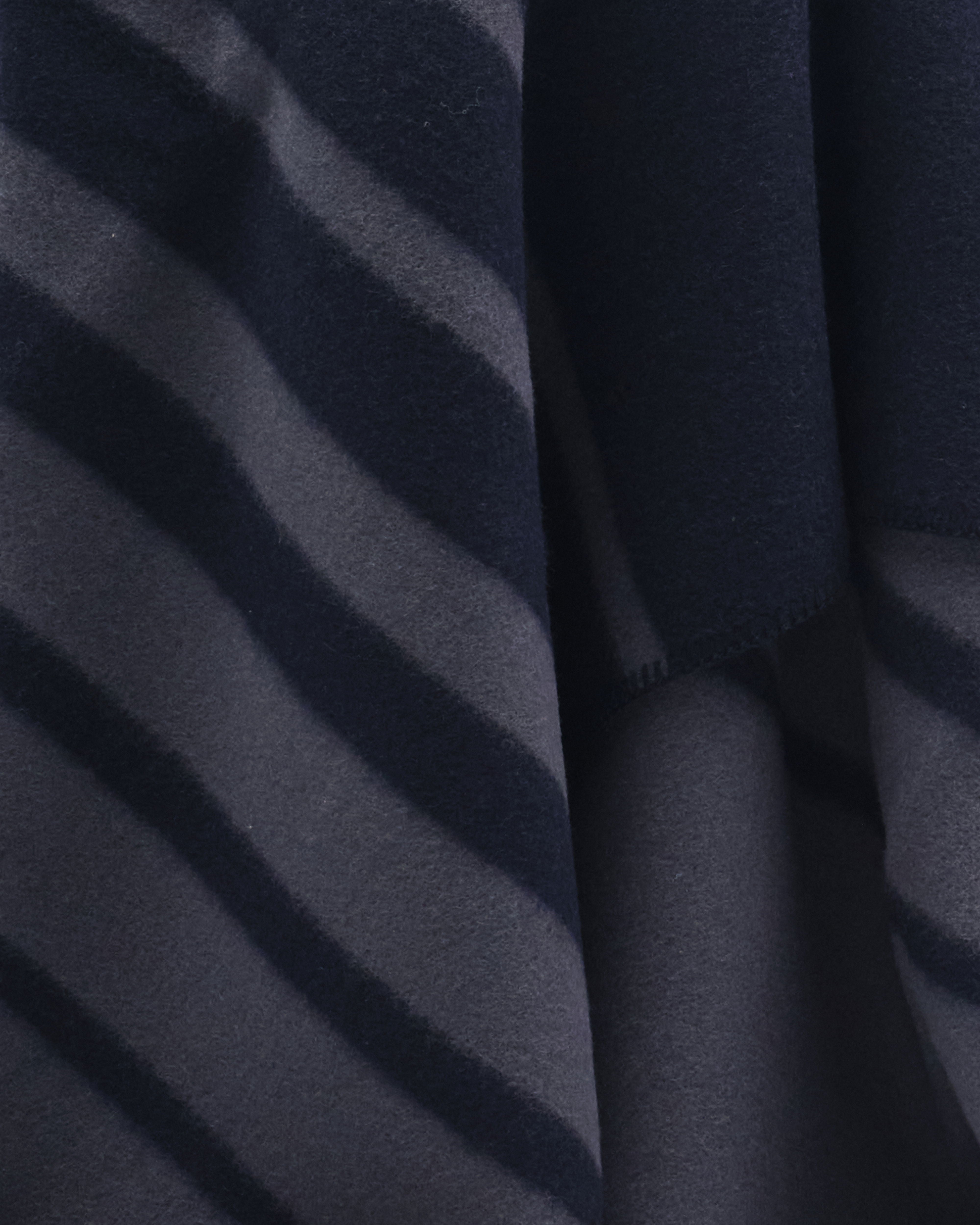 RUH22_WO-NAVYGREY_5.jpg