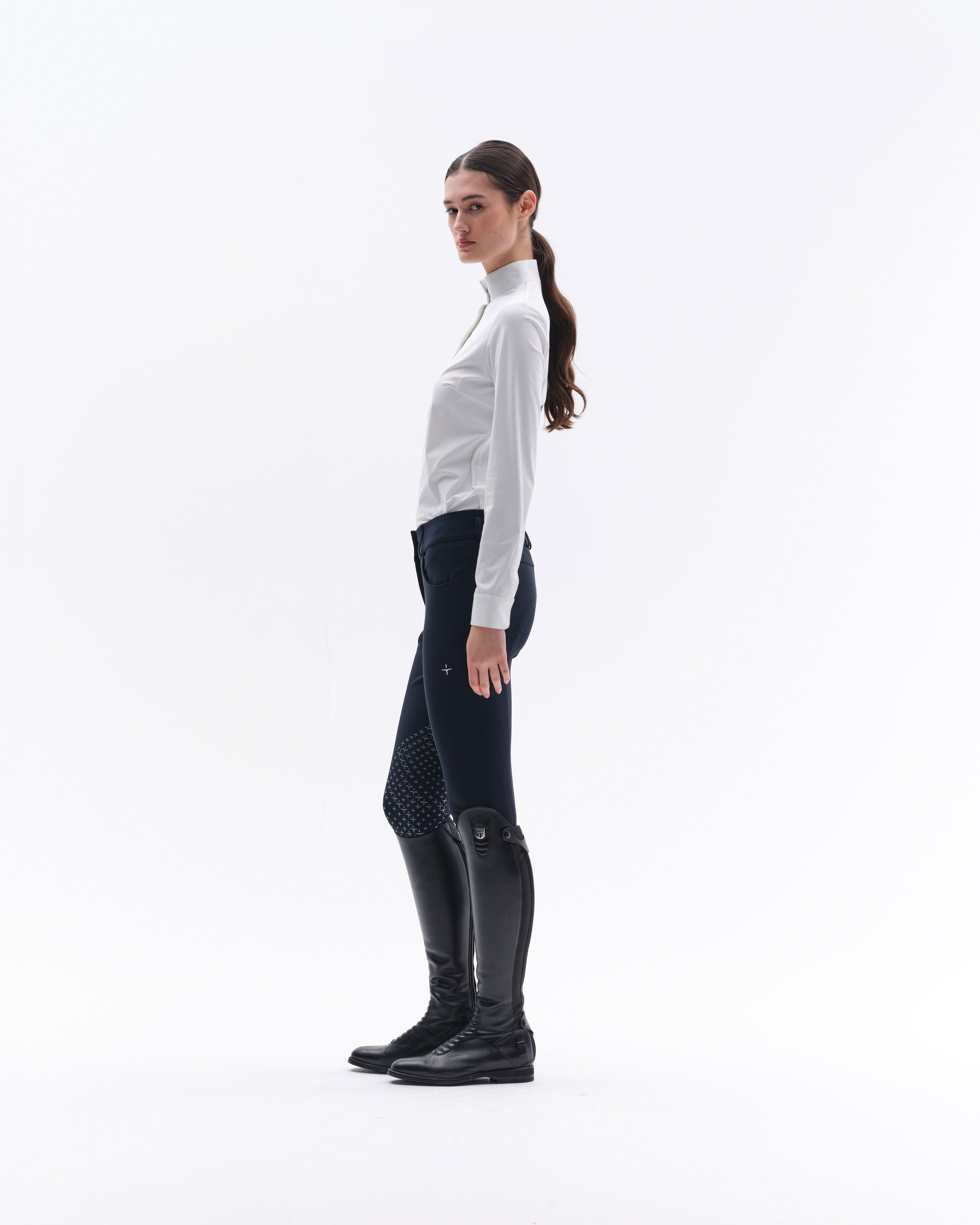 SHW06_JE-WHITE_5.jpg