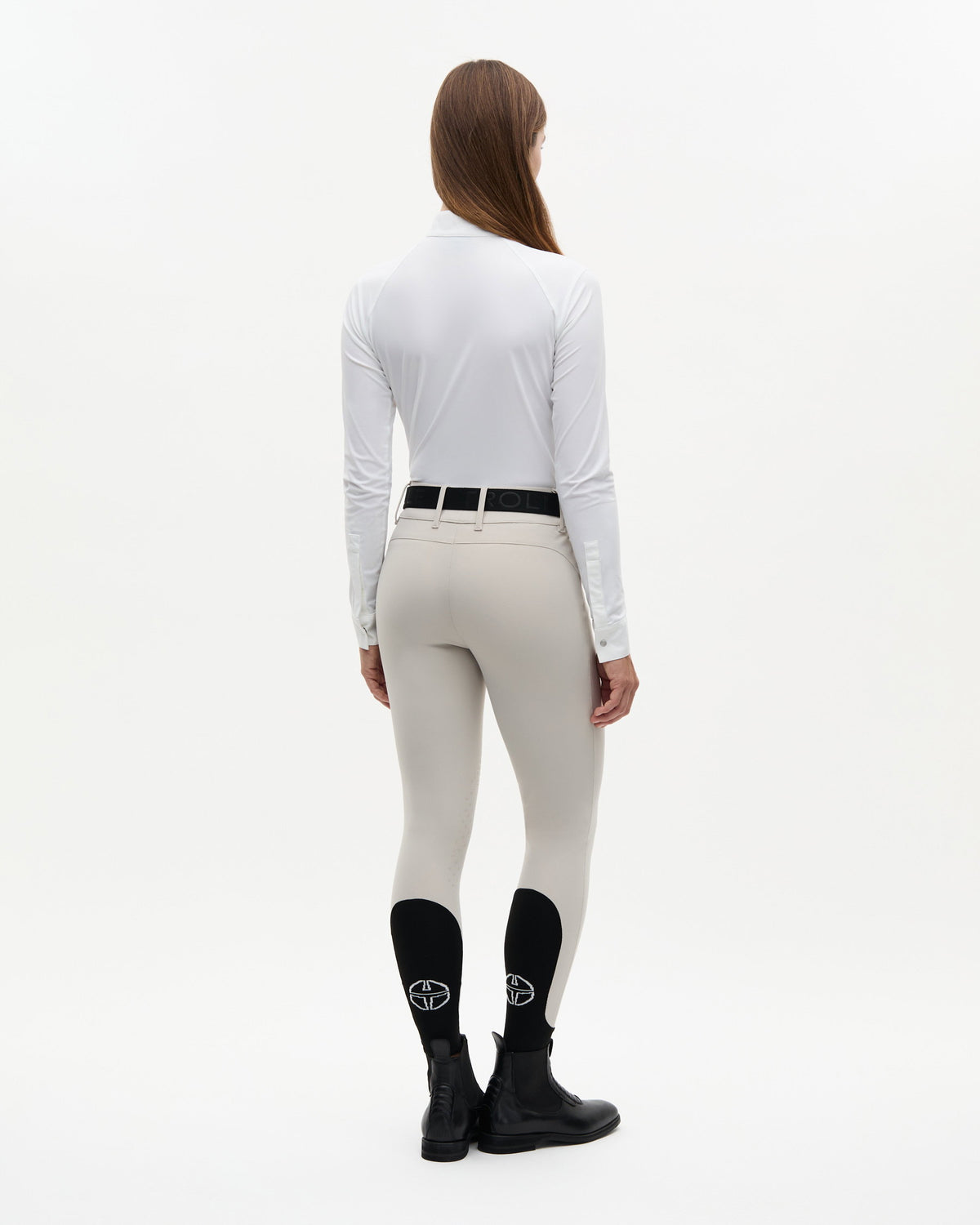 SHW11_JE-WHITE_3.jpg