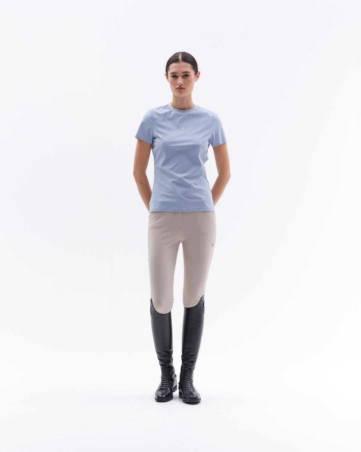 TSW04_JE-ASTROBLUE_3.jpg