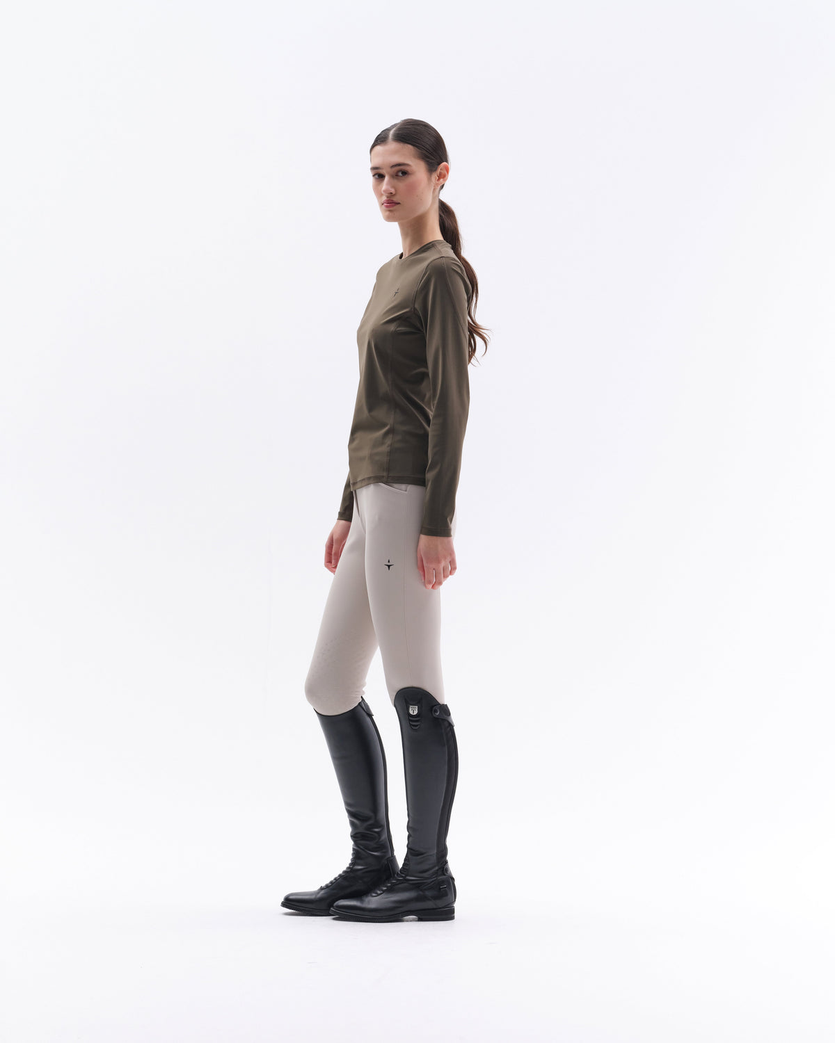 TSW09_JE-OLIVE_4.jpg