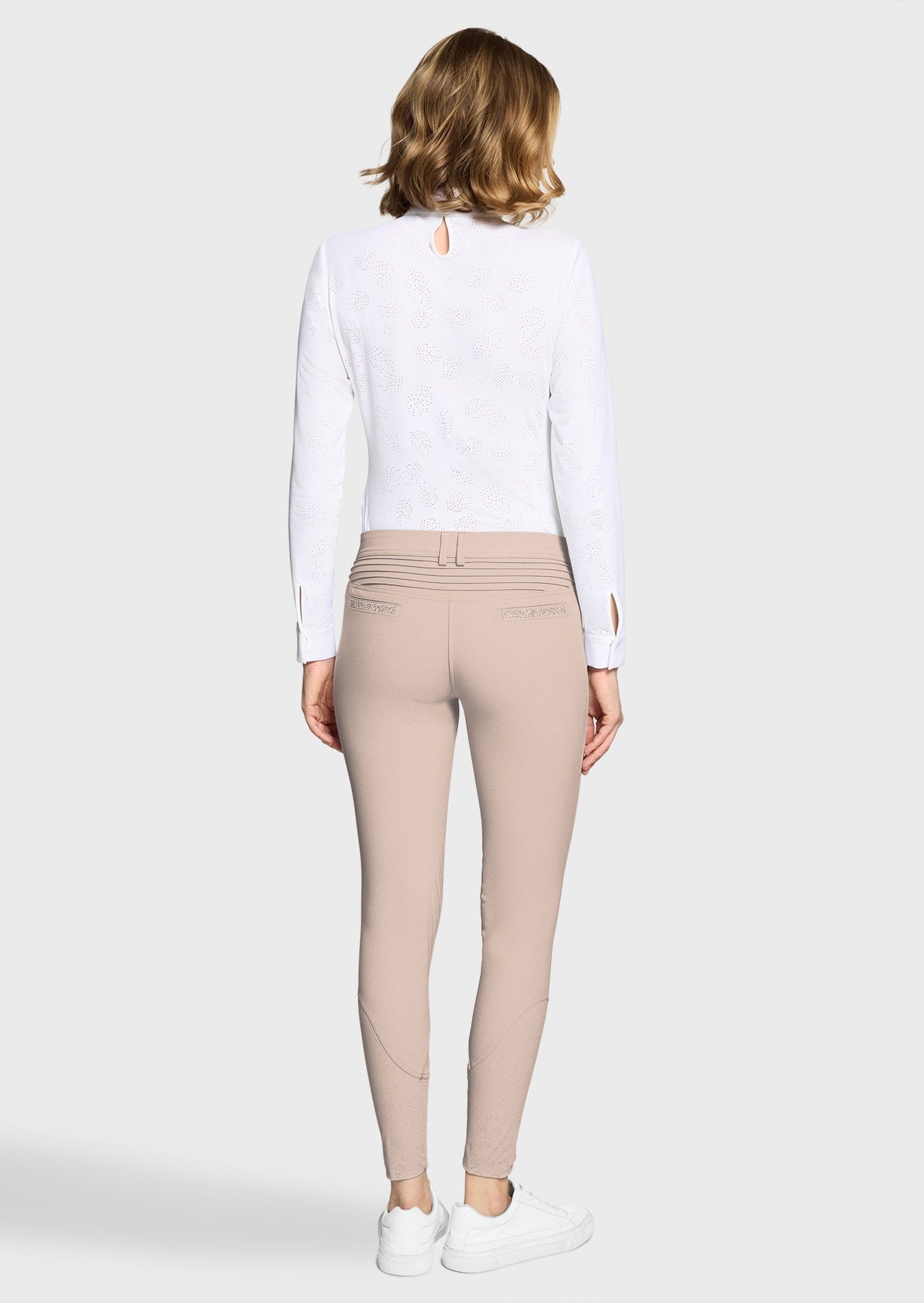 W-ADELE-KG-SS26-PWDPNK_1.jpg