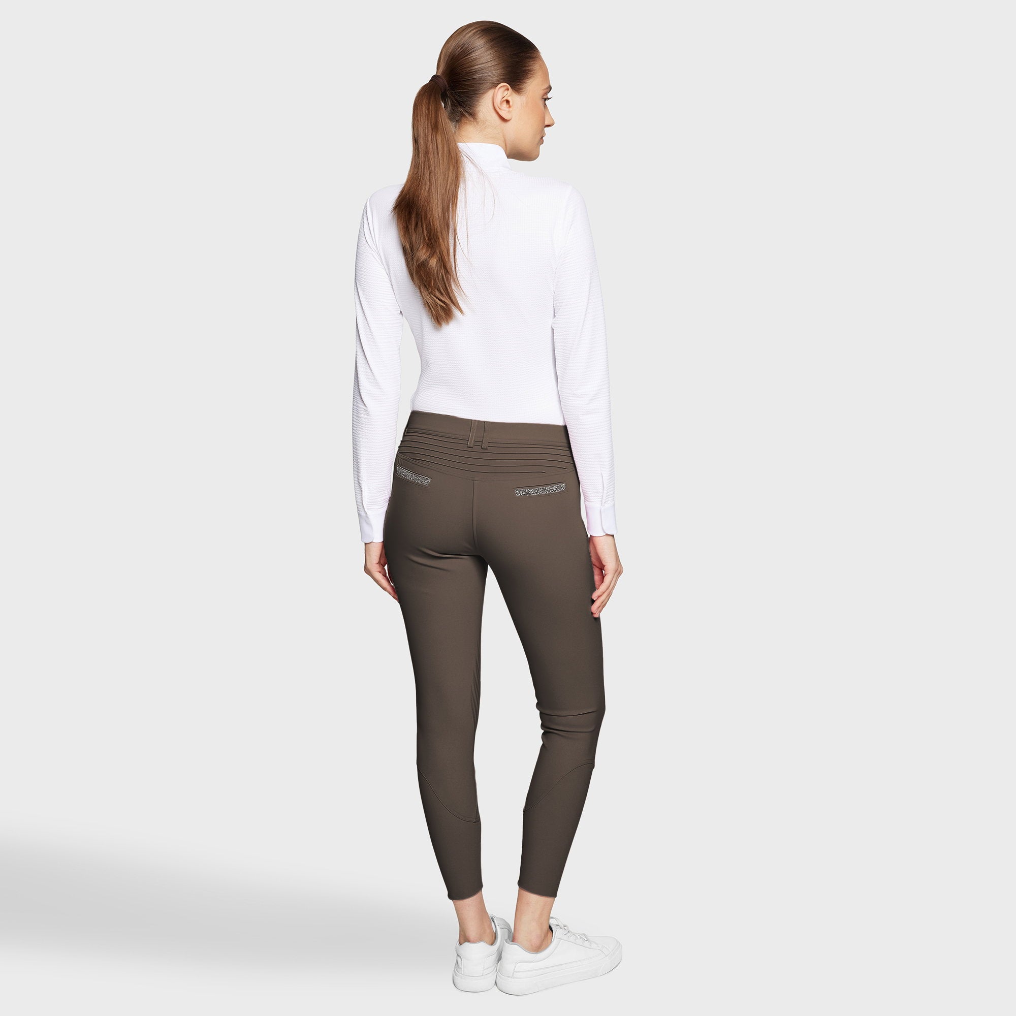 W-ADELE_KG-FW25-MOCHA_1.jpg