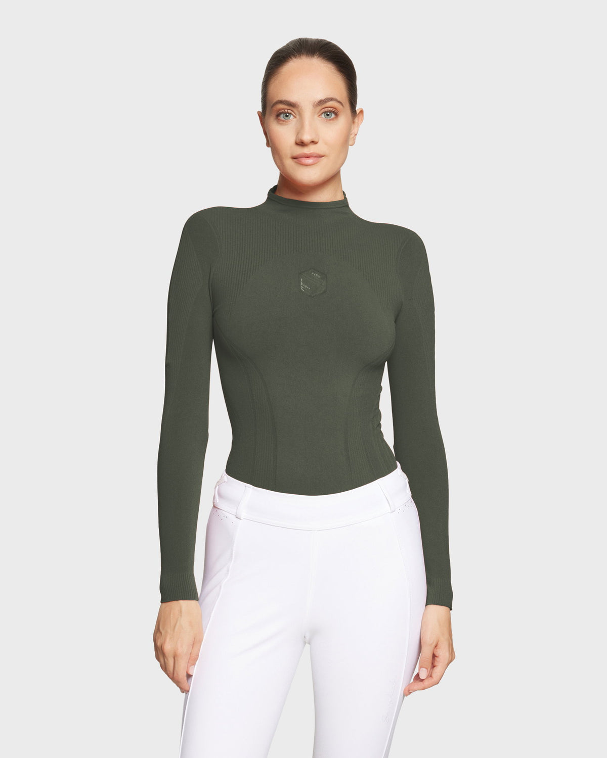 W-ALI_TU_NC-FW24-AVCDO.jpg