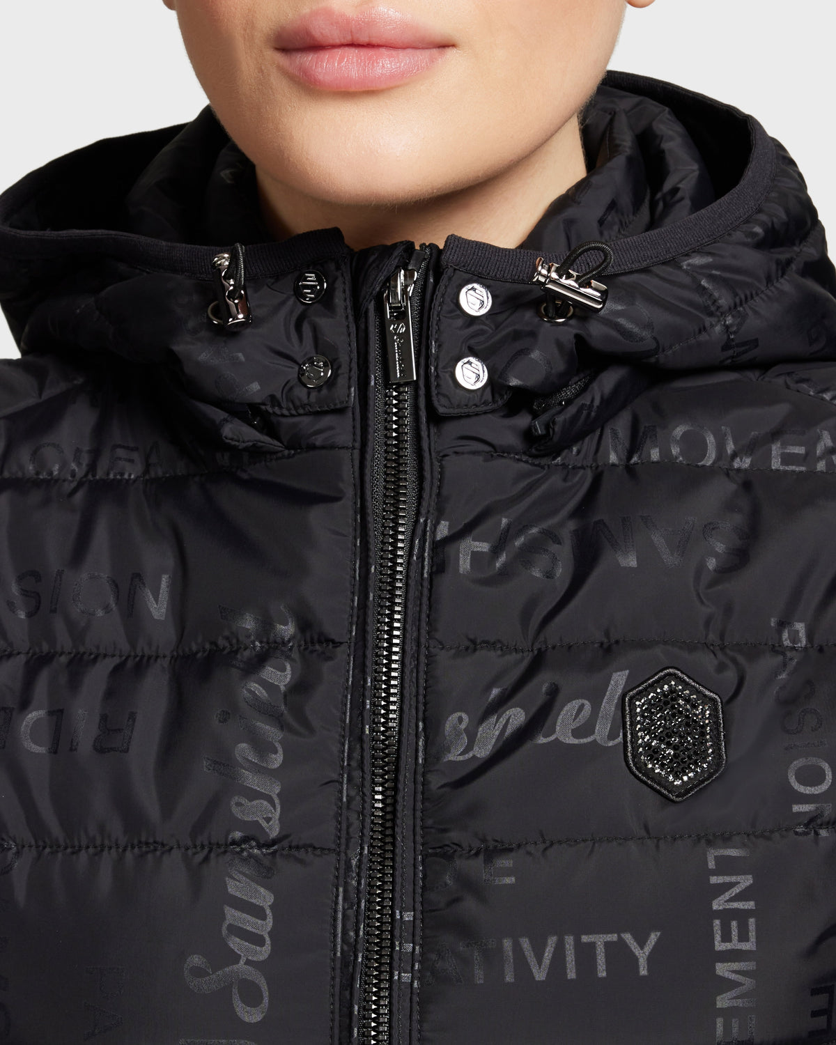 W-ALTABADIA-SS24-BLK_2.jpg