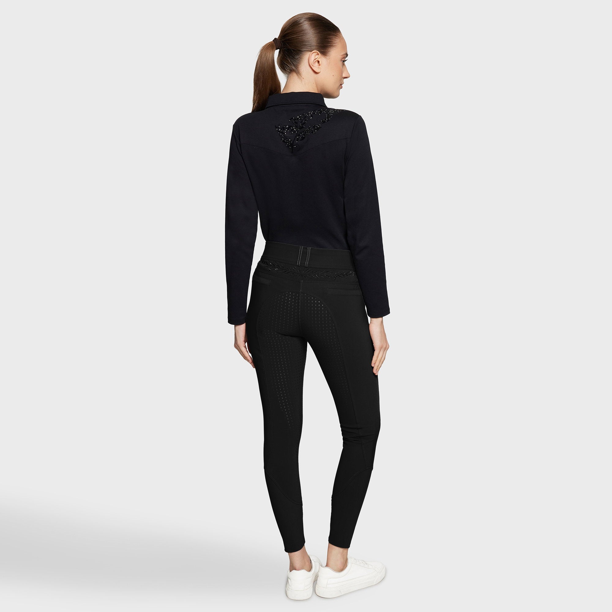 W-CAPUCINE_FG-FW25-BLK_1.jpg