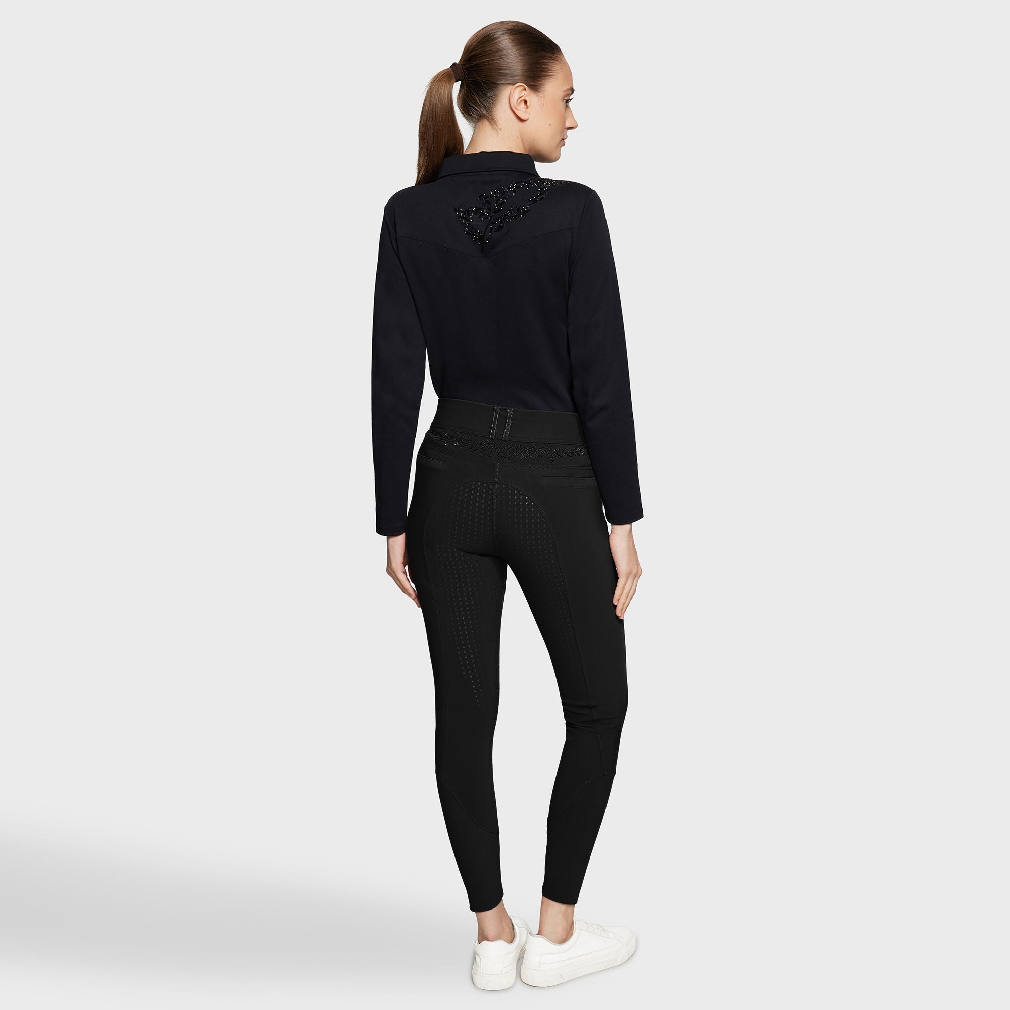 W-CAPUCINE_FG-FW25-BLK_1.jpg