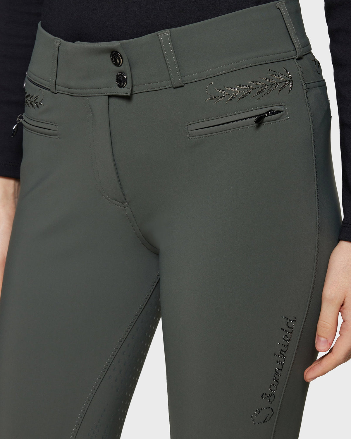 W-CAPUCINE_FG-FW25-DFS_2.jpg